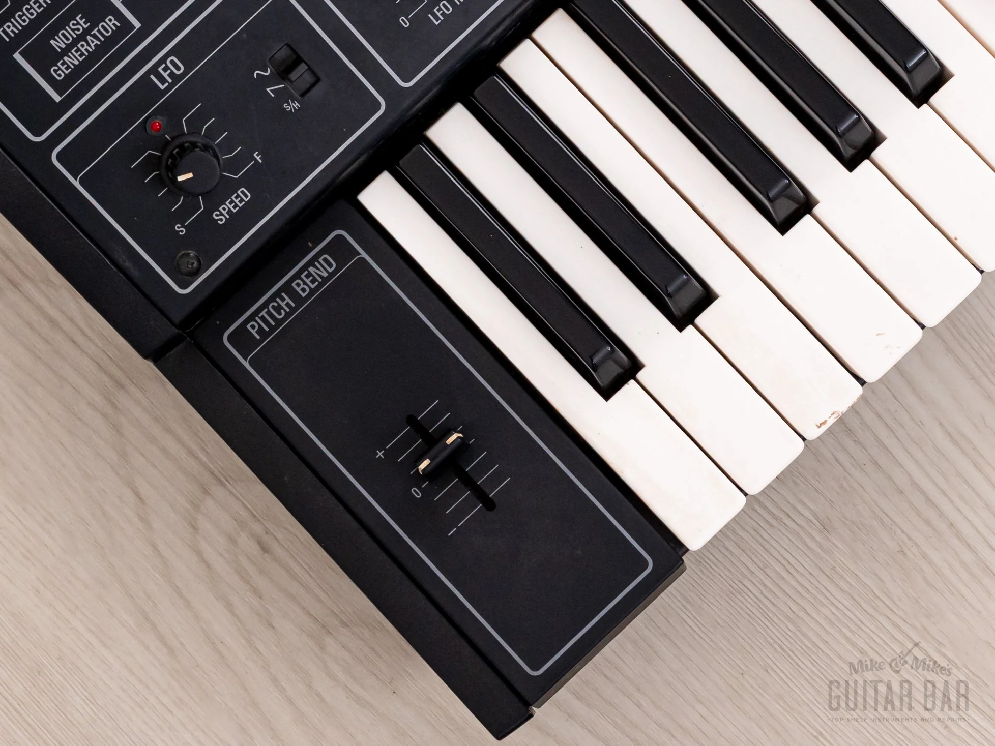 1980s Yamaha CS-5 Vintage Monophonic Analog Synthesizer, Serviced - Image 6