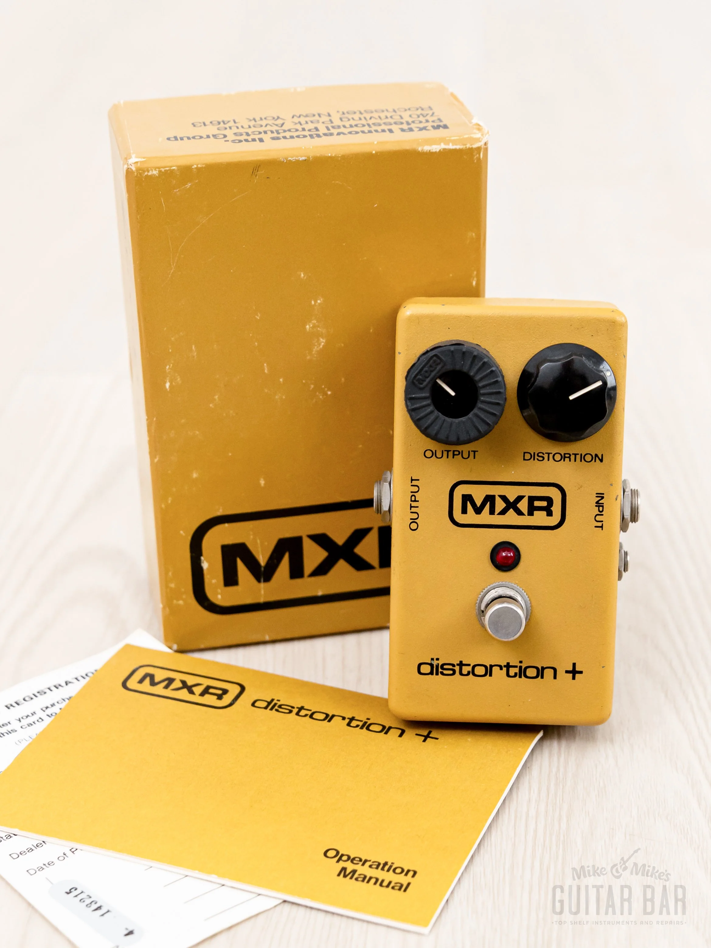 1981 MXR Distortion Plus + Block Logo Vintage Distortion Guitar Effects Pedal w/ Box, Manual