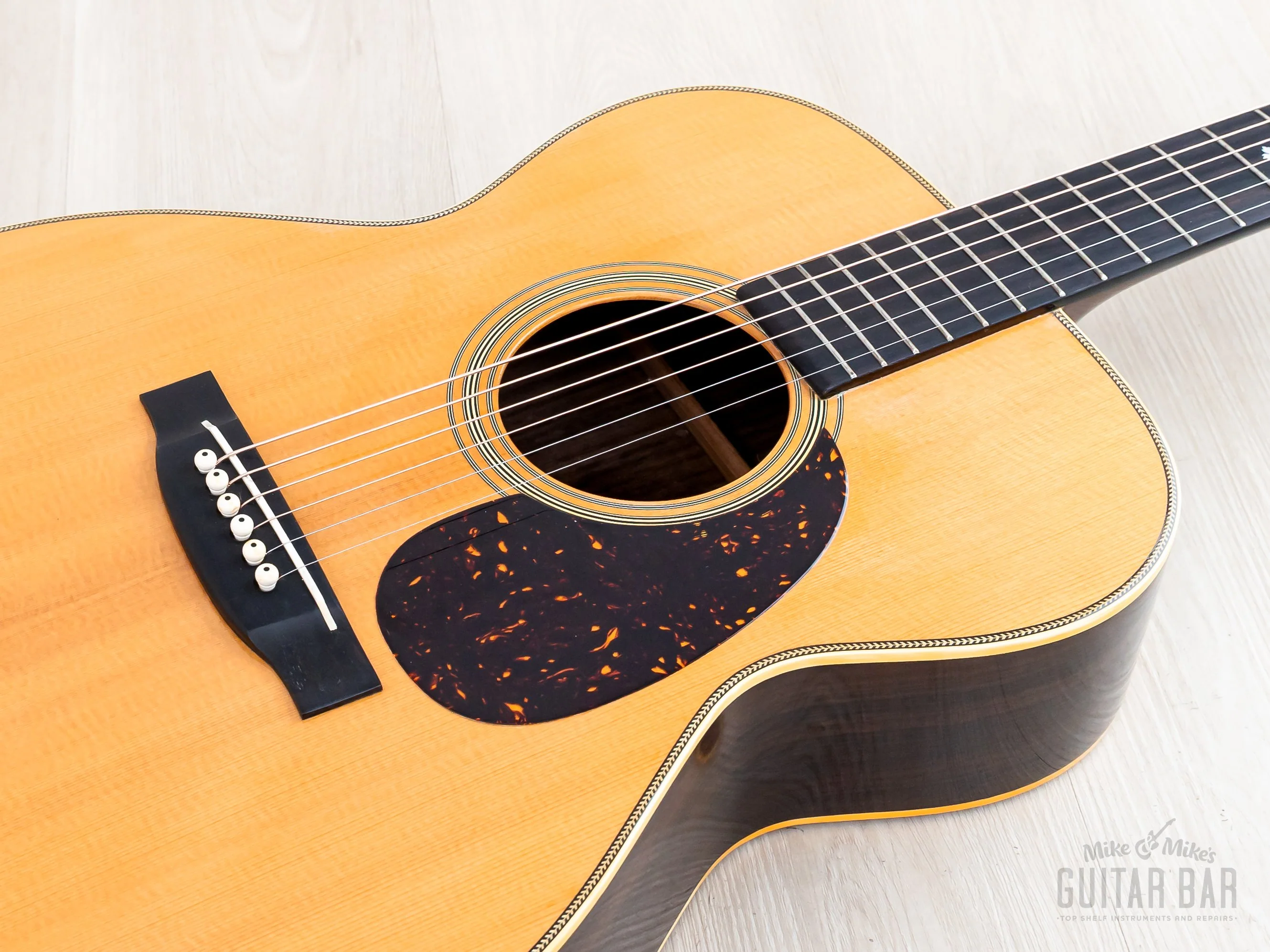 1981 Tokai Cat’s Eyes CE-1200T Martin-Licensed 000-28 Herringbone Vintage Acoustic Guitar w/ Case - Image 8