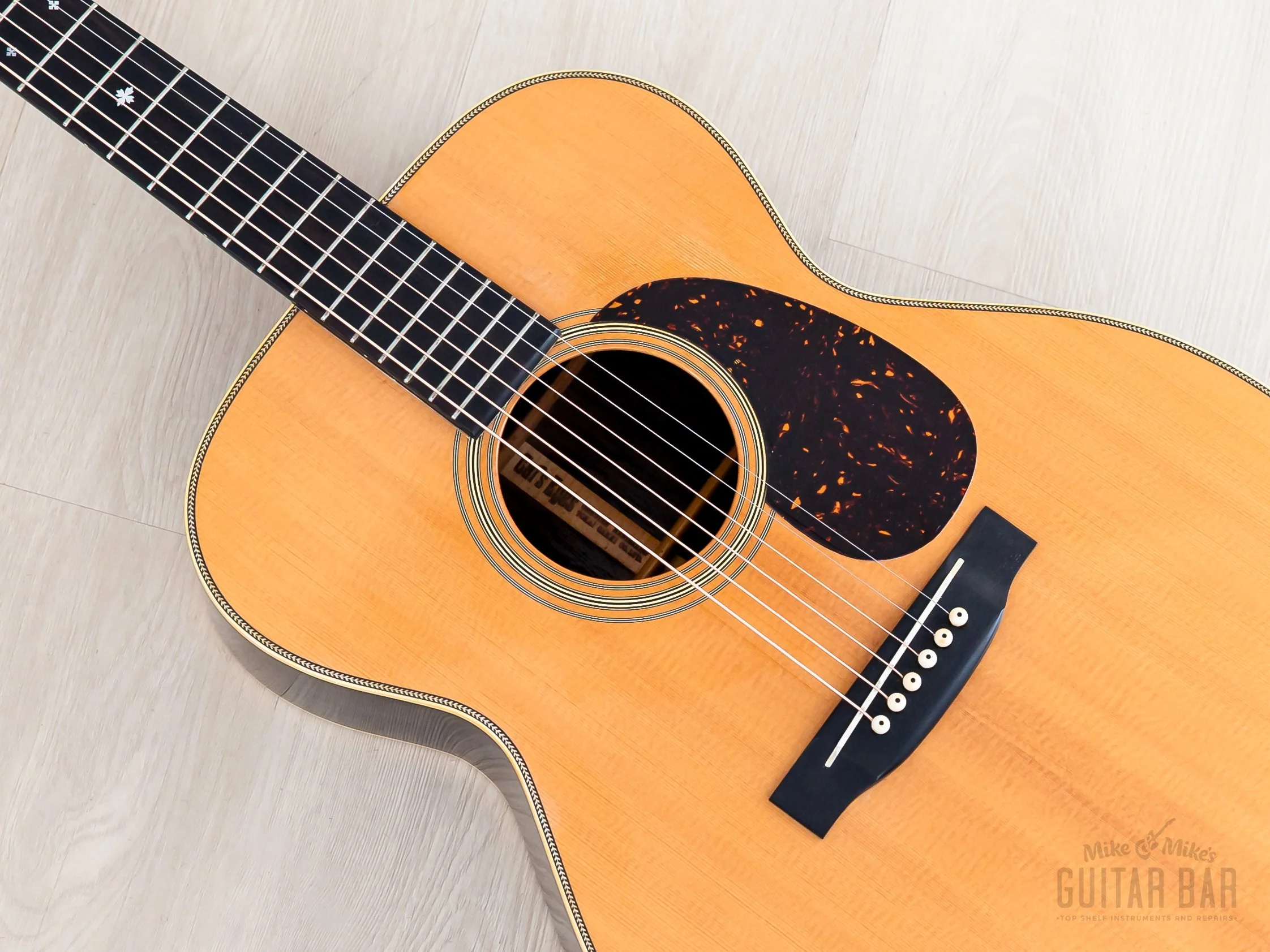 1981 Tokai Cat’s Eyes CE-1200T Martin-Licensed 000-28 Herringbone Vintage Acoustic Guitar w/ Case - Image 9