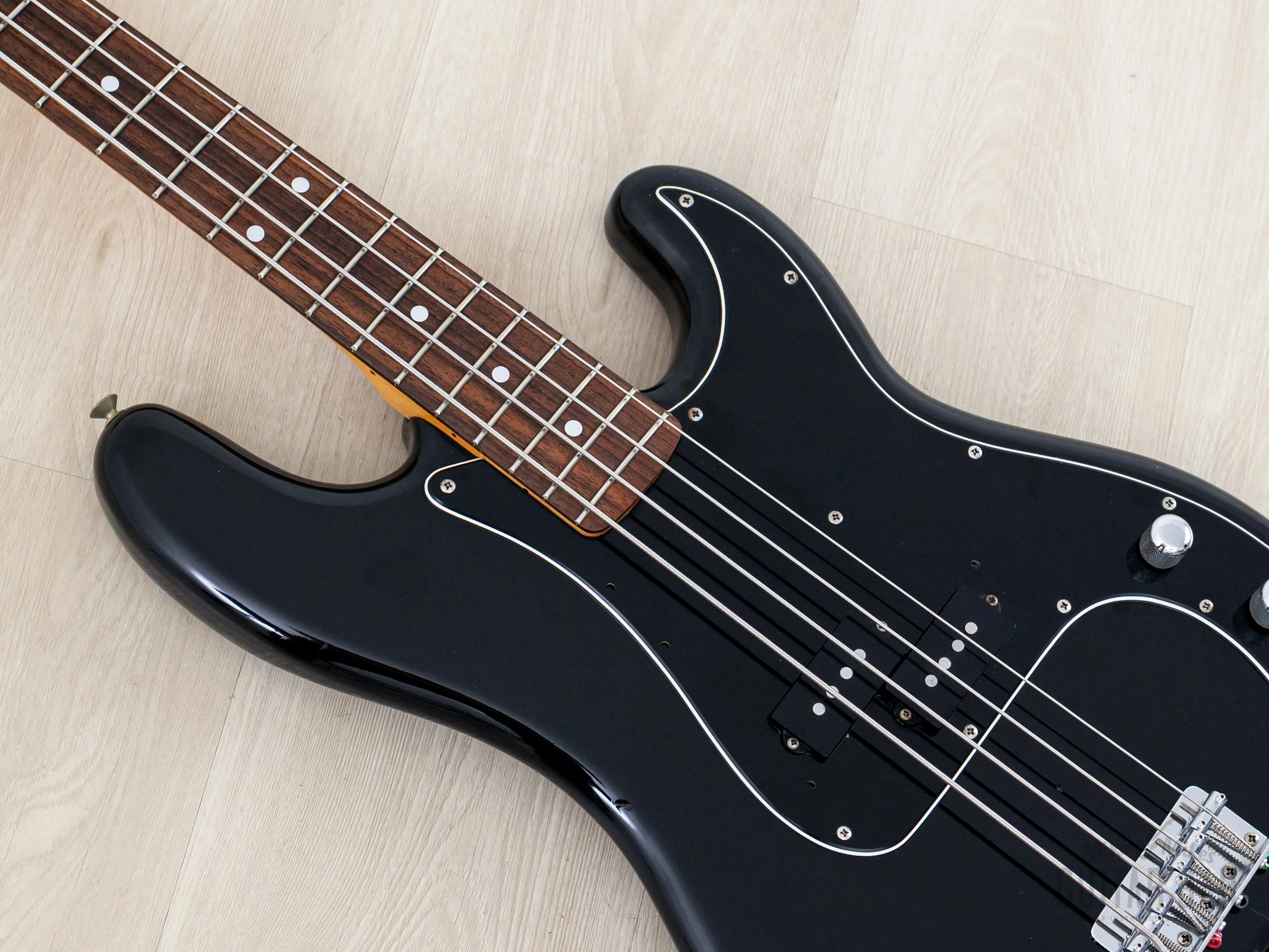 1981 Tokai Hard Puncher PB40 Vintage P Bass Black, Japan - Image 7