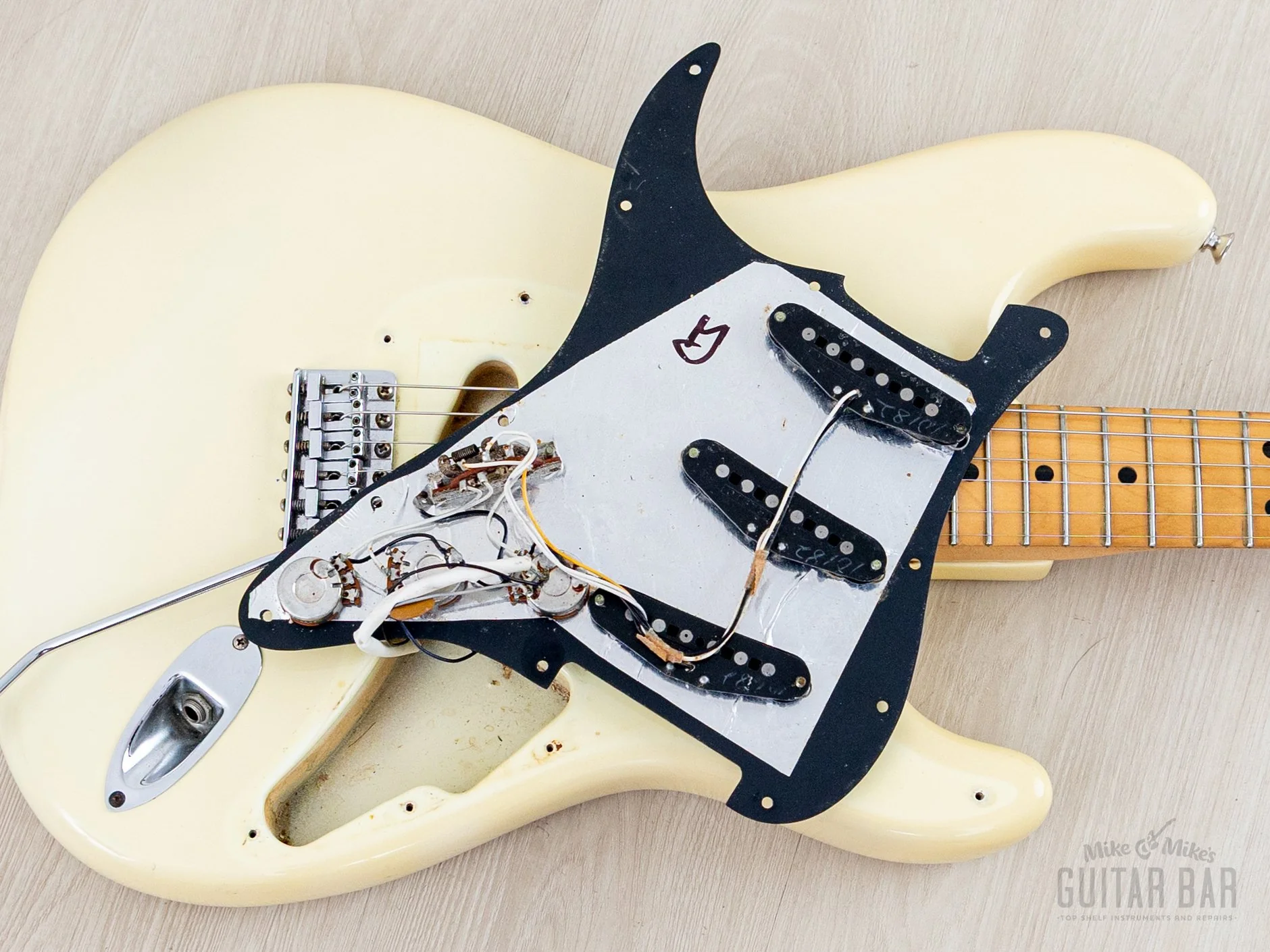1982 Fender Stratocaster Olympic White Vintage Guitar 100% Original w/ Case - Image 20