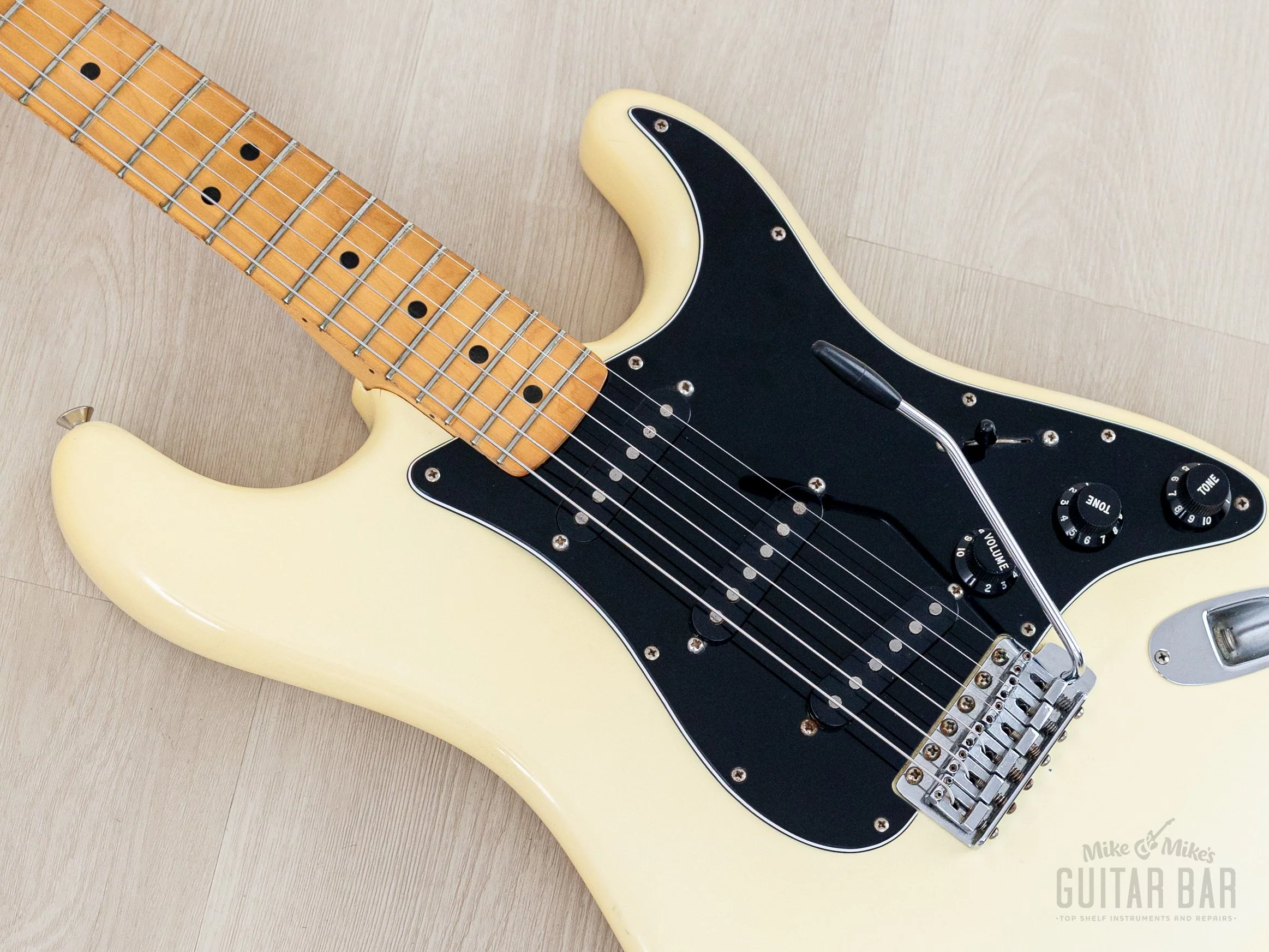 1982 Fender Stratocaster Olympic White Vintage Guitar 100% Original w/ Case - Image 7