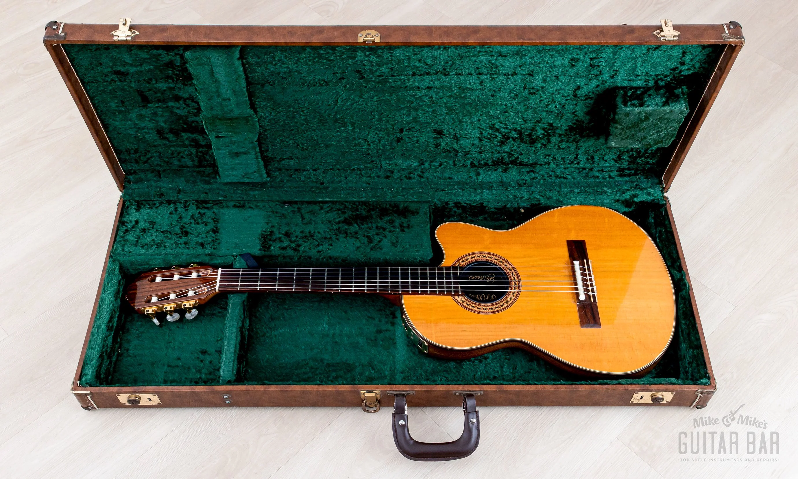 1982 Gibson Chet Atkins CE Classical Cutaway Acoustic Electric Nylon String Guitar w/ Case - Image 18