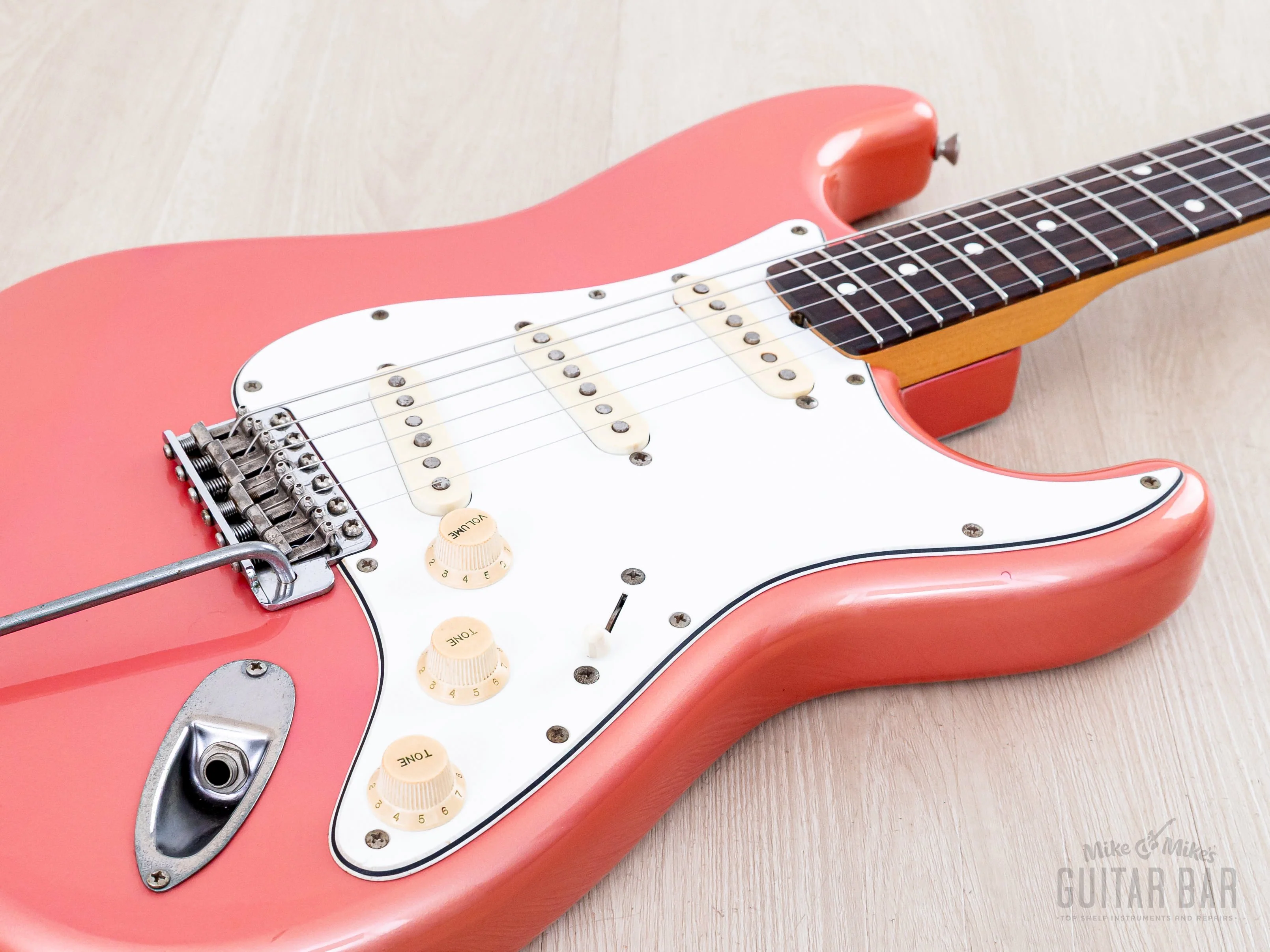 1983 Fender JV Stratocaster '62 Vintage Reissue ST62-65 Metallic Pink w/ Case, Japan MIJ Fujigen - Image 6