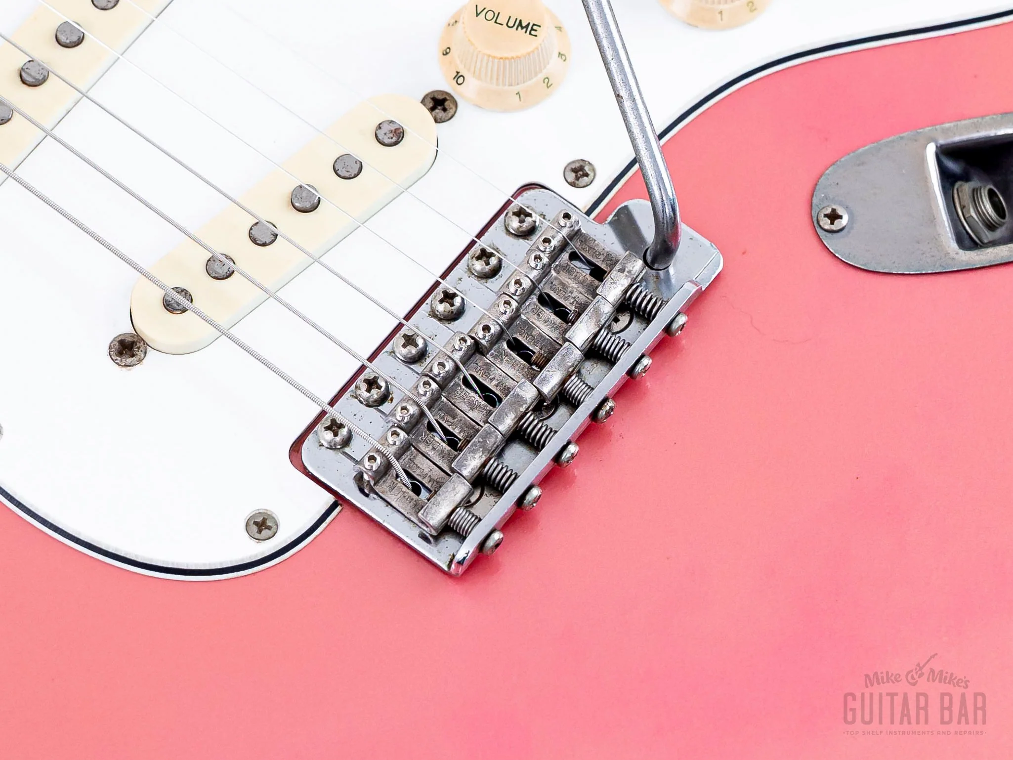 1983 Fender JV Stratocaster '62 Vintage Reissue ST62-65 Metallic Pink w/ Case, Japan MIJ Fujigen - Image 8