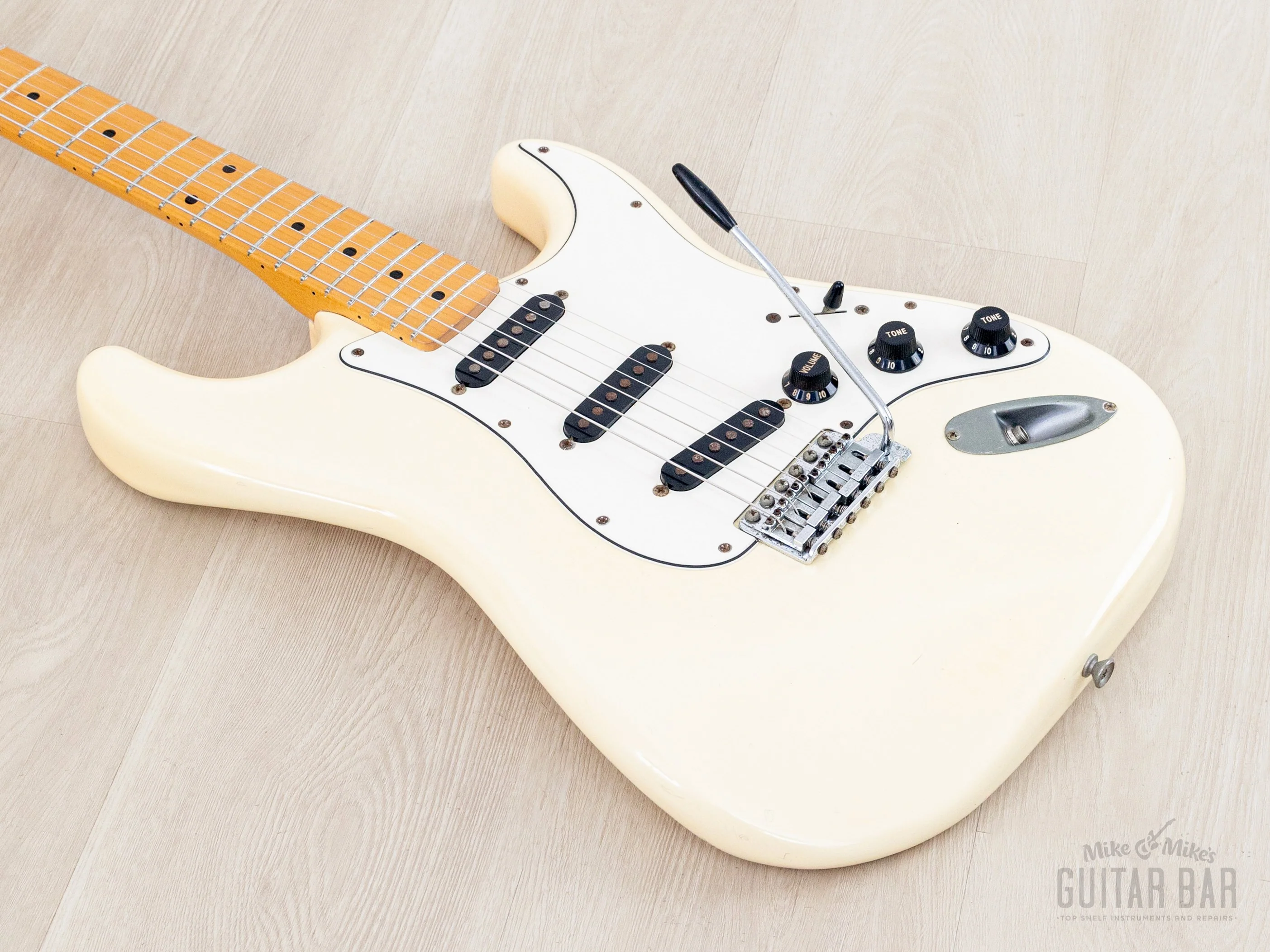 1984 Fender Stratocaster ‘72 Vintage Reissue ST72-55 Olympic White E-Serial, Japan MIJ Fujigen - Image 10