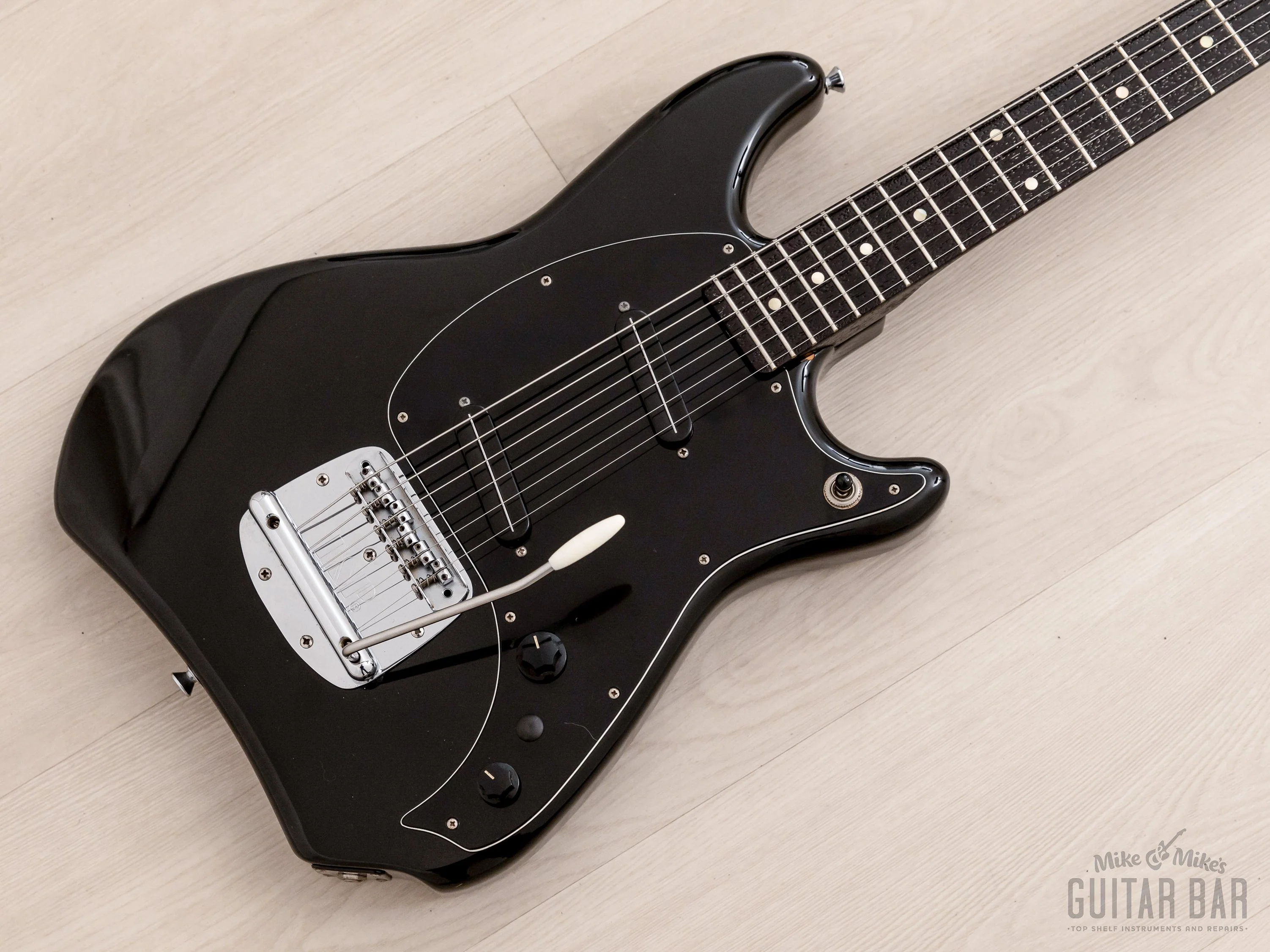 1984 Navigator by ESP Char Signature Model CM-160 Black, Japan