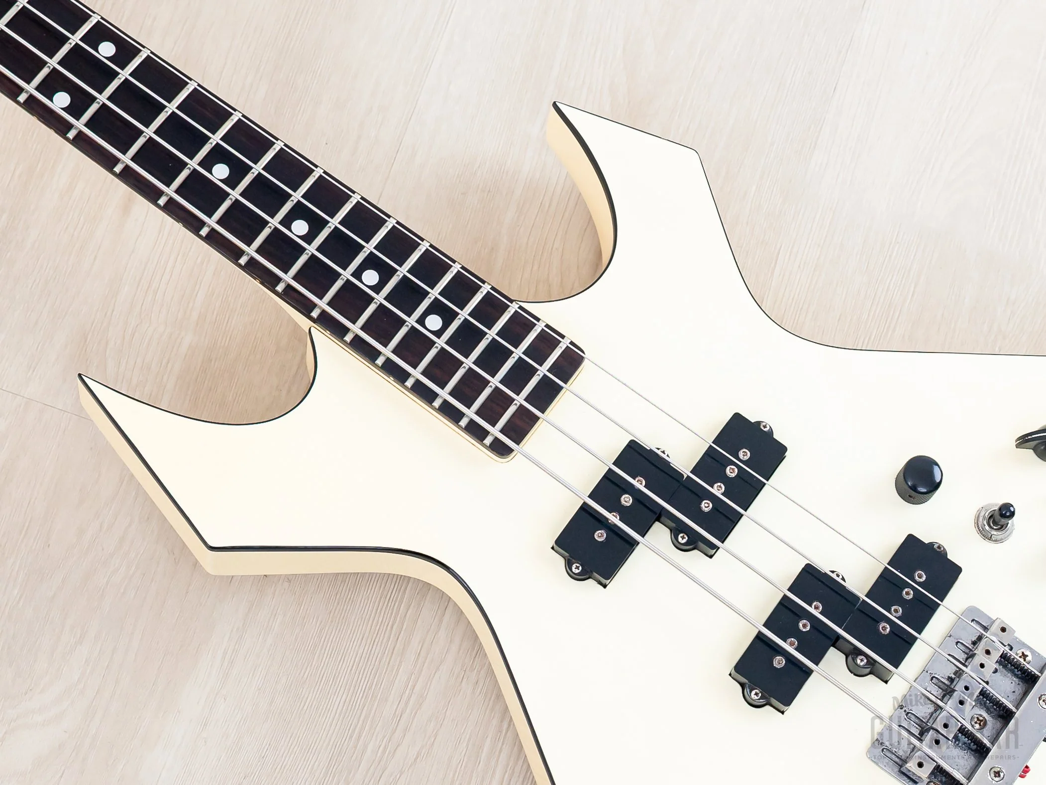 1985 B.C. Rich Warlock Bass NJ Series White Nikki Sixx w/ Active Preamp, Japan - Image 7