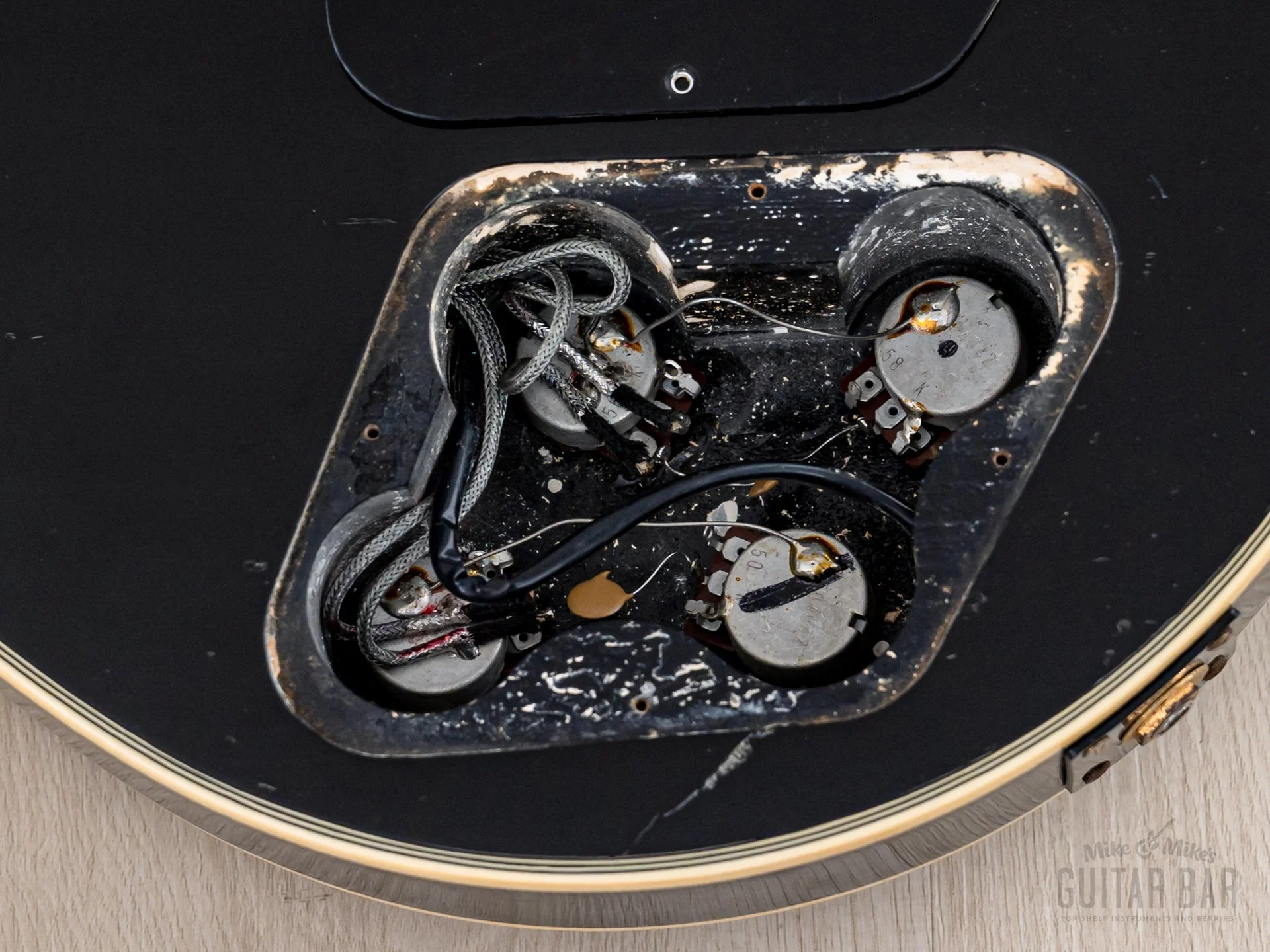 1985 Greco EGC68-500 Custom Black Beauty Vintage Guitar w/ Screamin PAFs & Case, Japan Fujigen - Image 15