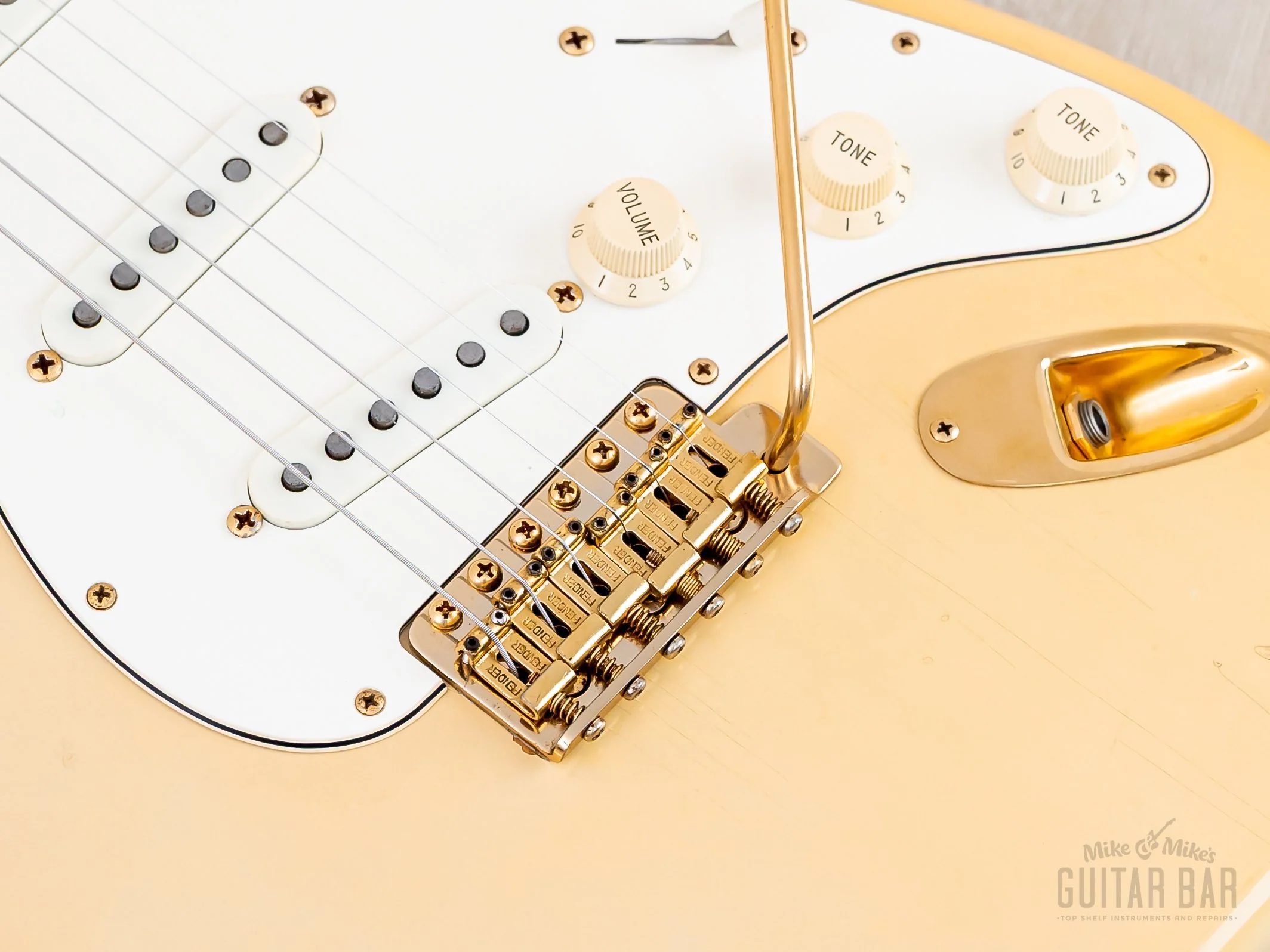 1987 Fender Custom Shop American Vintage '62 Stratocaster Blonde Mary Kaye w/ Gold Hardware, Case - Image 8