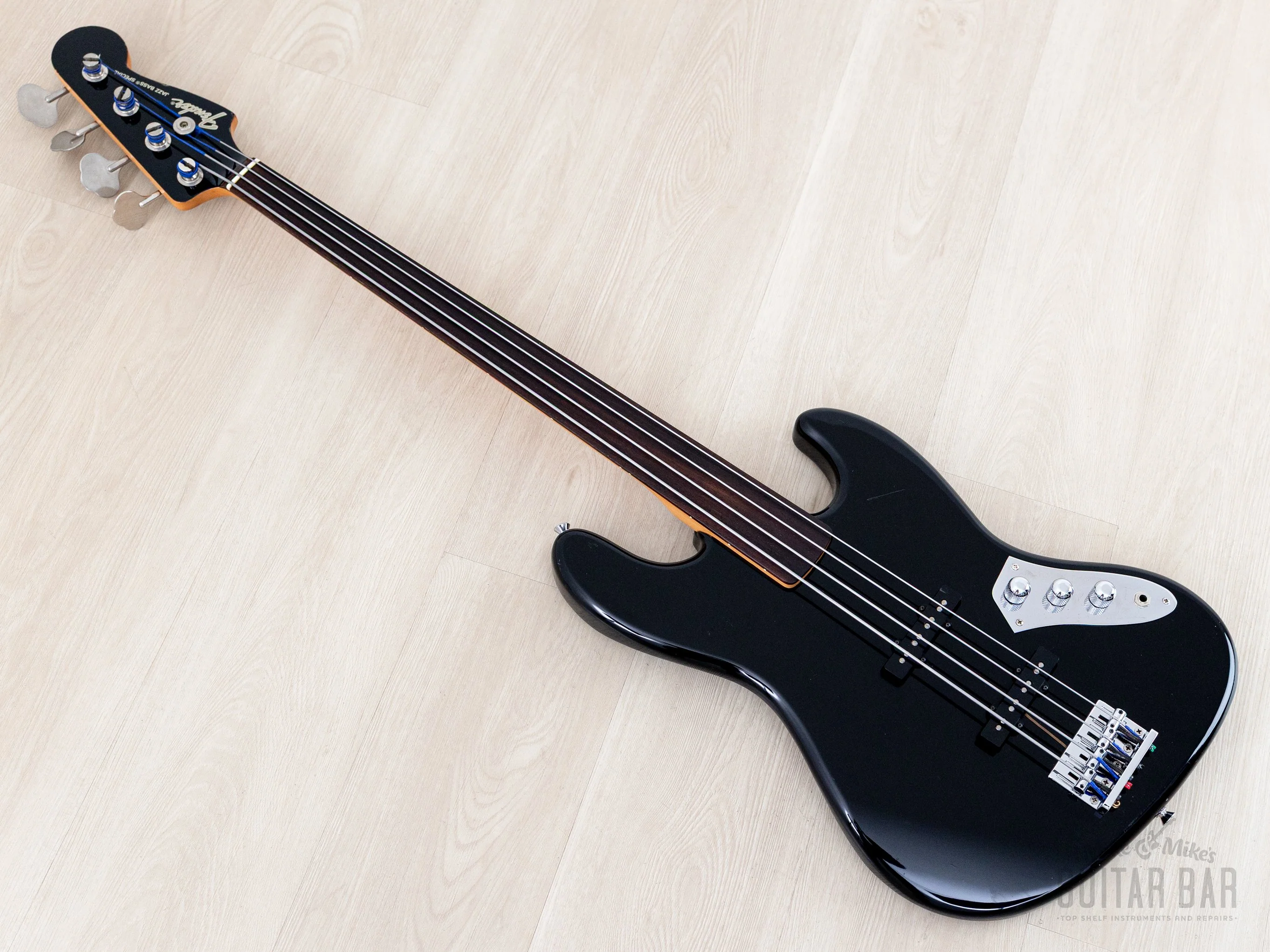 1988 Fender '62 Jazz Bass Fretless Order Made ‘62 JB62FL Black + Headstock w/ American Vintage Pickups, Japan MIJ Fujigen - Image 12