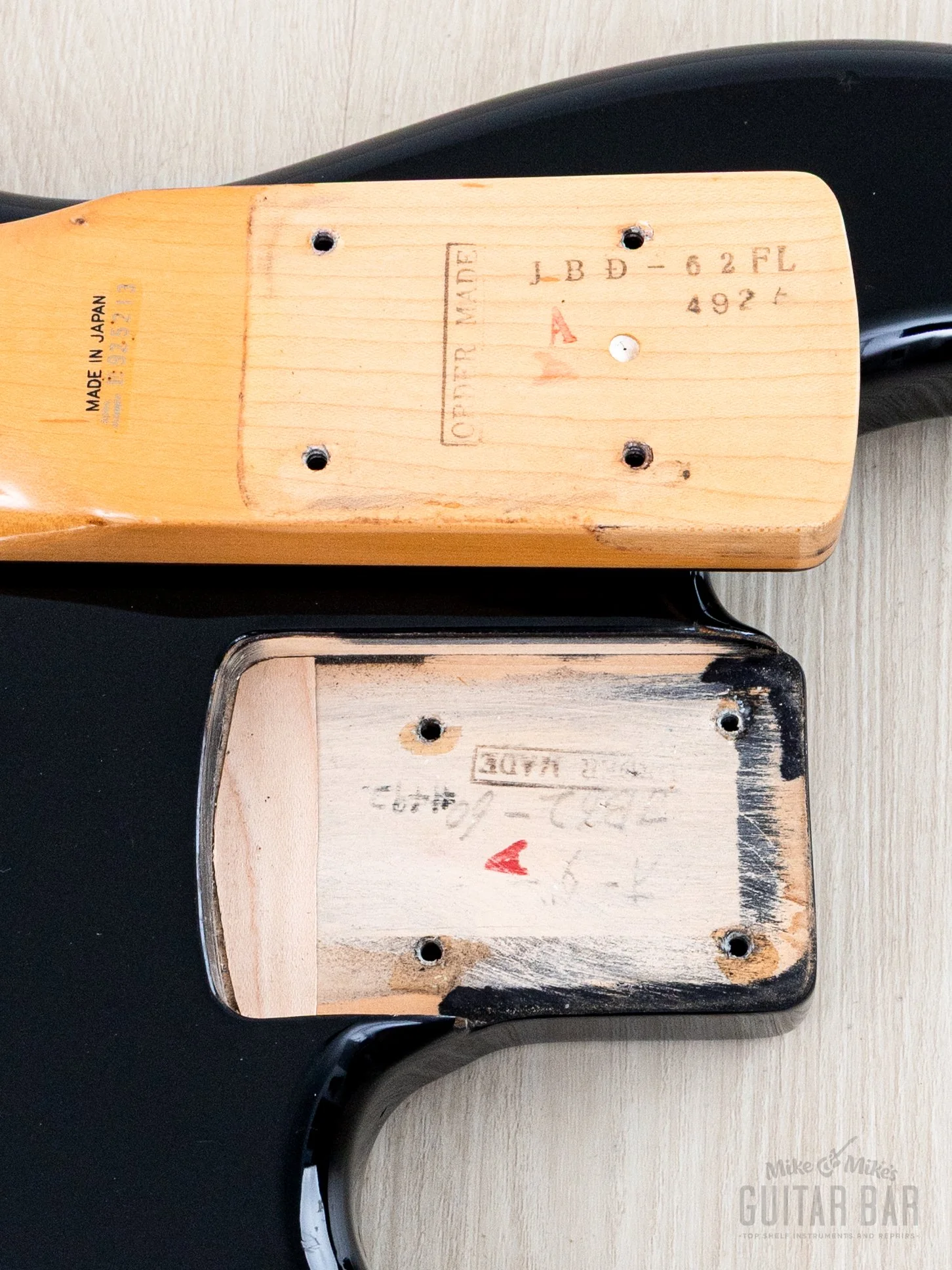 1988 Fender '62 Jazz Bass Fretless Order Made ‘62 JB62FL Black + Headstock w/ American Vintage Pickups, Japan MIJ Fujigen - Image 17