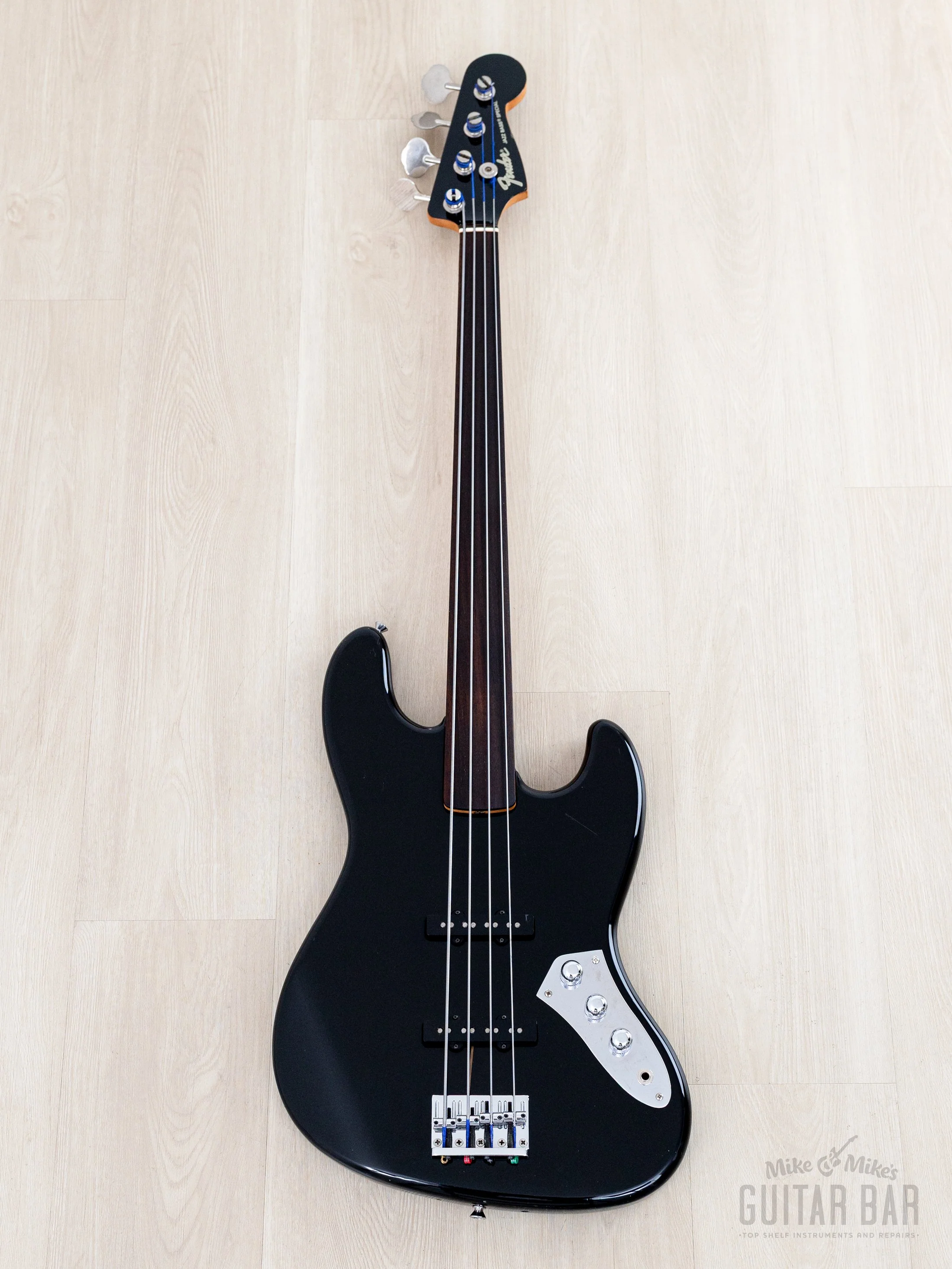 1988 Fender '62 Jazz Bass Fretless Order Made ‘62 JB62FL Black + Headstock w/ American Vintage Pickups, Japan MIJ Fujigen - Image 2