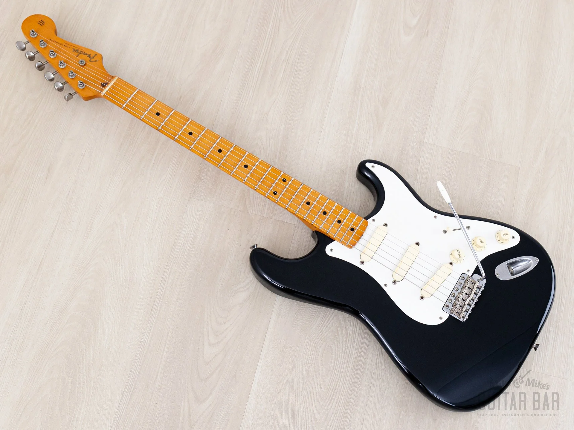 1988 Fender Stratocaster ‘54 Vintage Reissue ST54-85LS Blackie w/ Lace Sensor, Japan MIJ Fujigen - Image 12