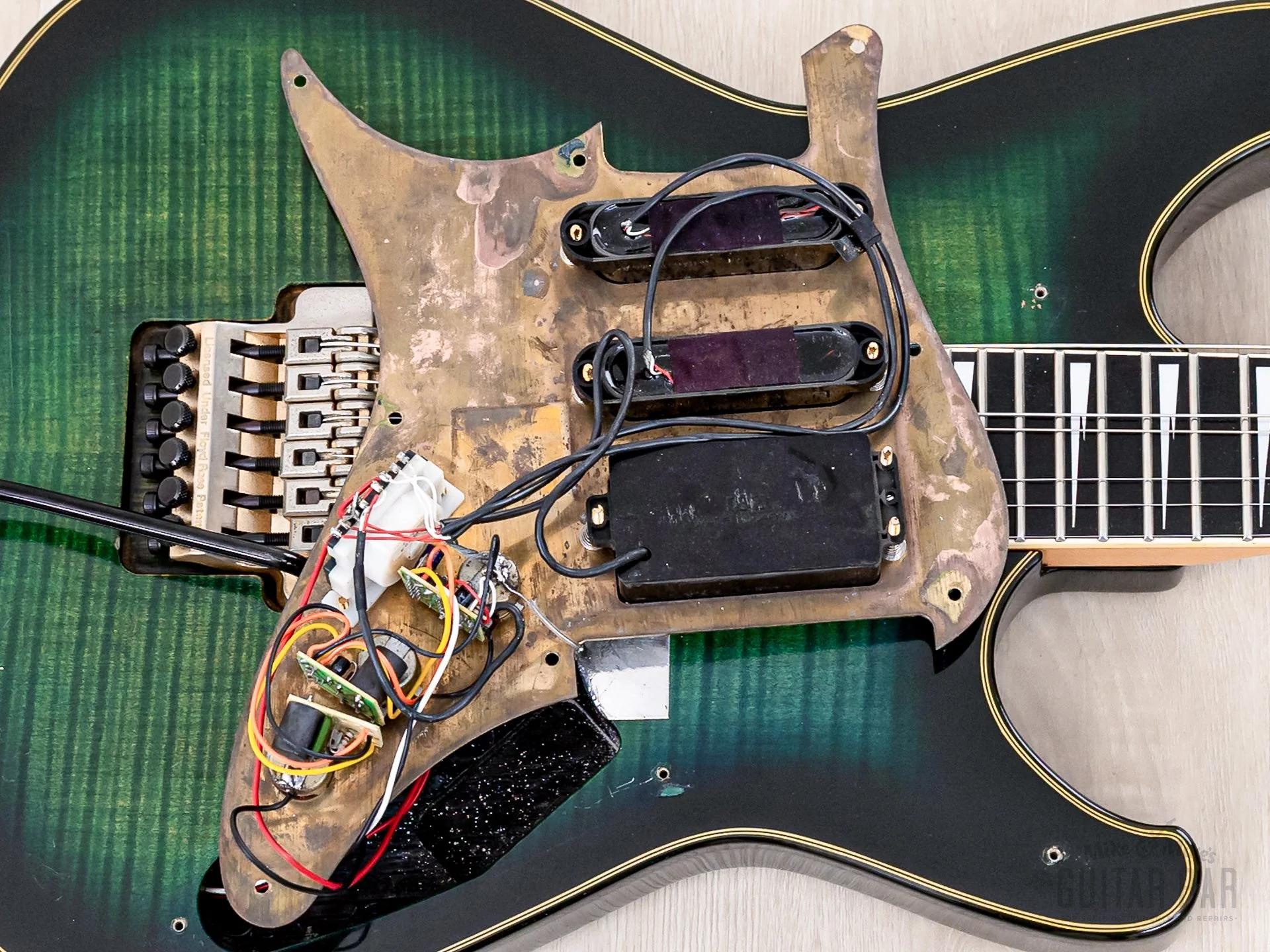 1988 Ibanez ID120 Dyuke-1 SSH Superstrat Marine Sunburst Flame Top w/ Edge Tremolo - Image 17