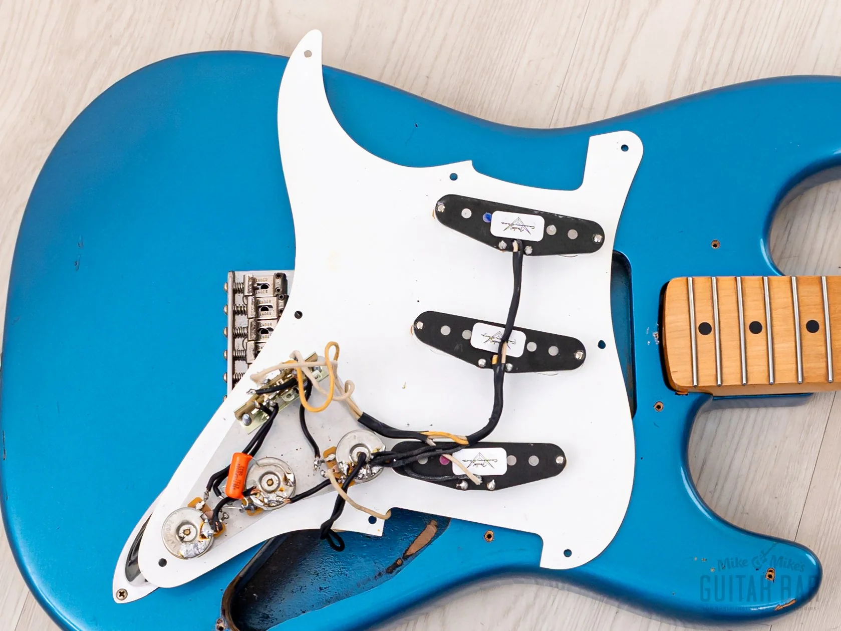 1989 Fender American Vintage '57 Stratocaster, Lake Placid Blue w/ Custom Shop Fat 50s & Tweed Case - Image 19