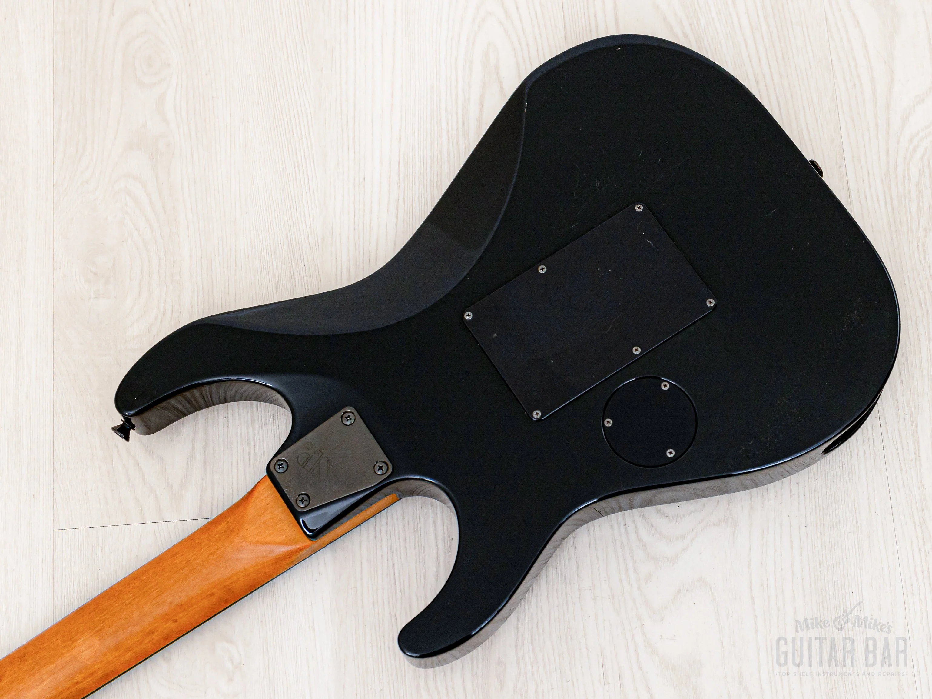 1990 ESP George Lynch Skull & Snakes Signature Model Haji, 100% Original & Near-Mint - Image 15