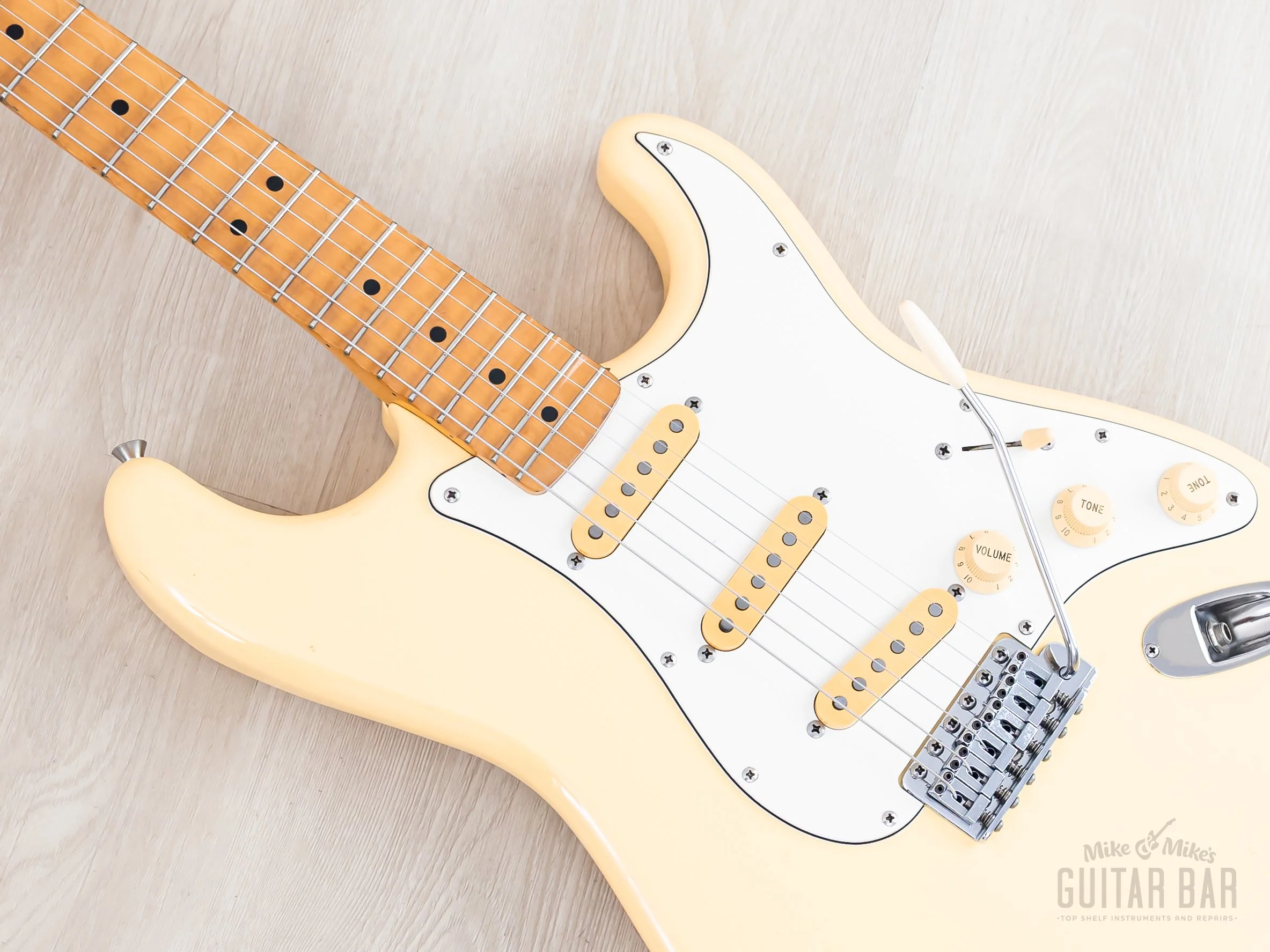 1990 Fender '72 Stratocaster ST72-75SC Yellow White Yngwie-Spec w/ Scalloped Board, Japan MIJ Fujigen - Image 7