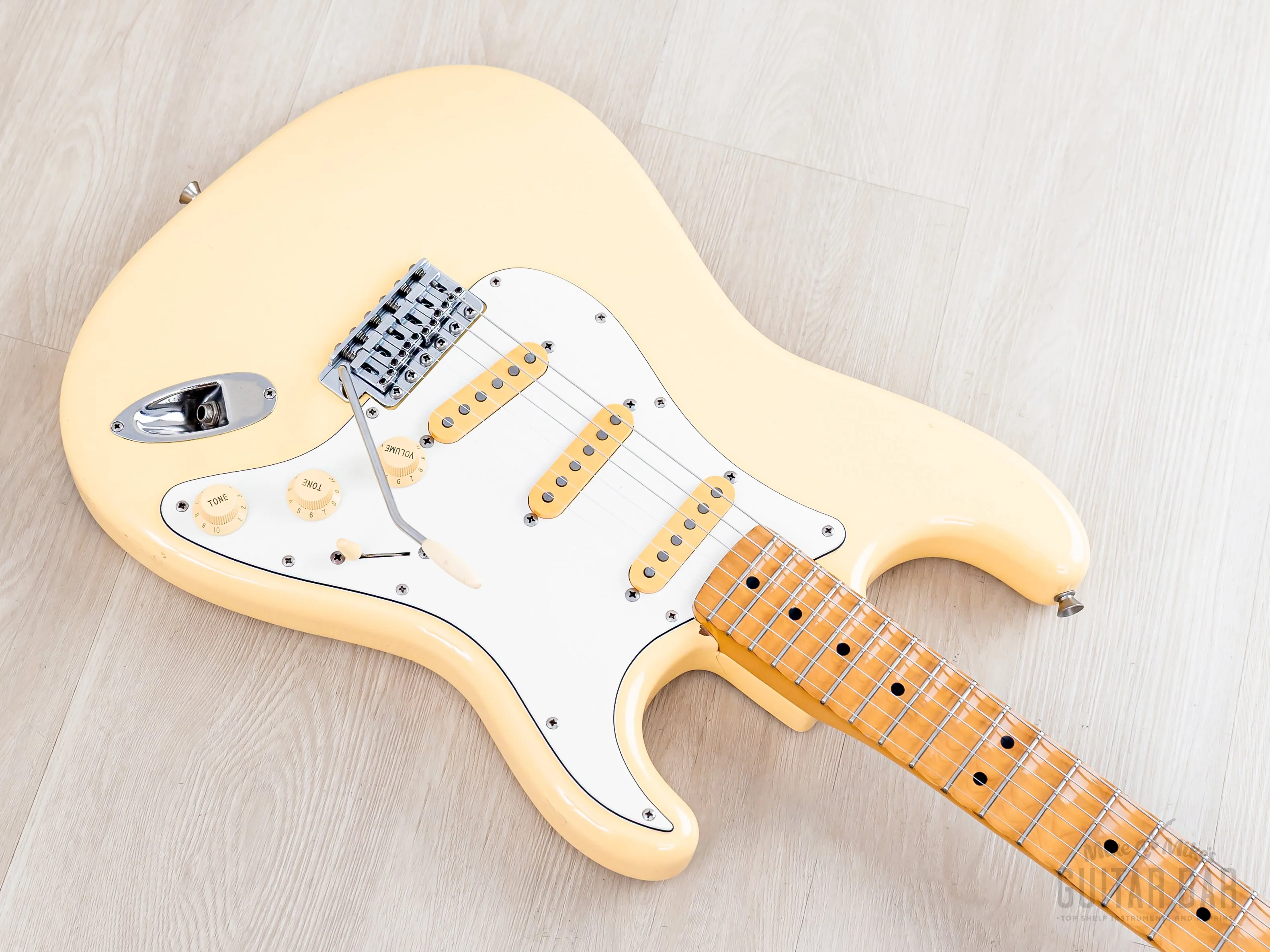 1990 Fender '72 Stratocaster ST72-75SC Yellow White Yngwie-Spec w/ Scalloped Board, Japan MIJ Fujigen - Image 9