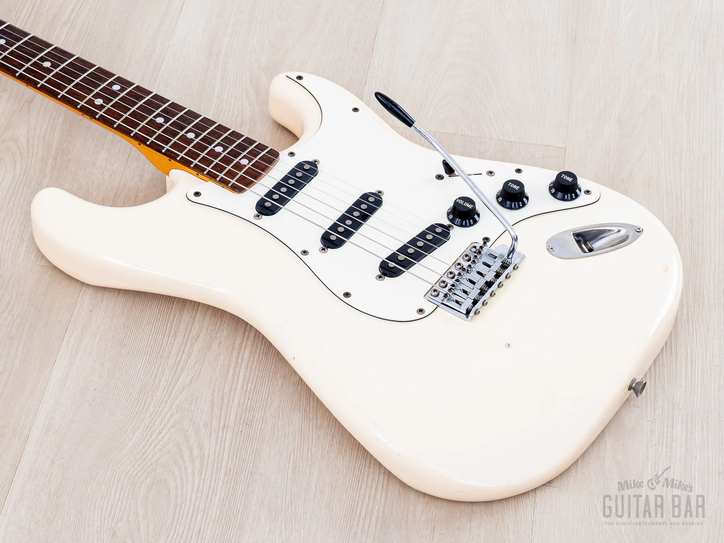 1990 Fender Stratocaster ‘72 Vintage Reissue ST72-500 Olympic White w/ Case, Japan MIJ Fujigen - Image 10