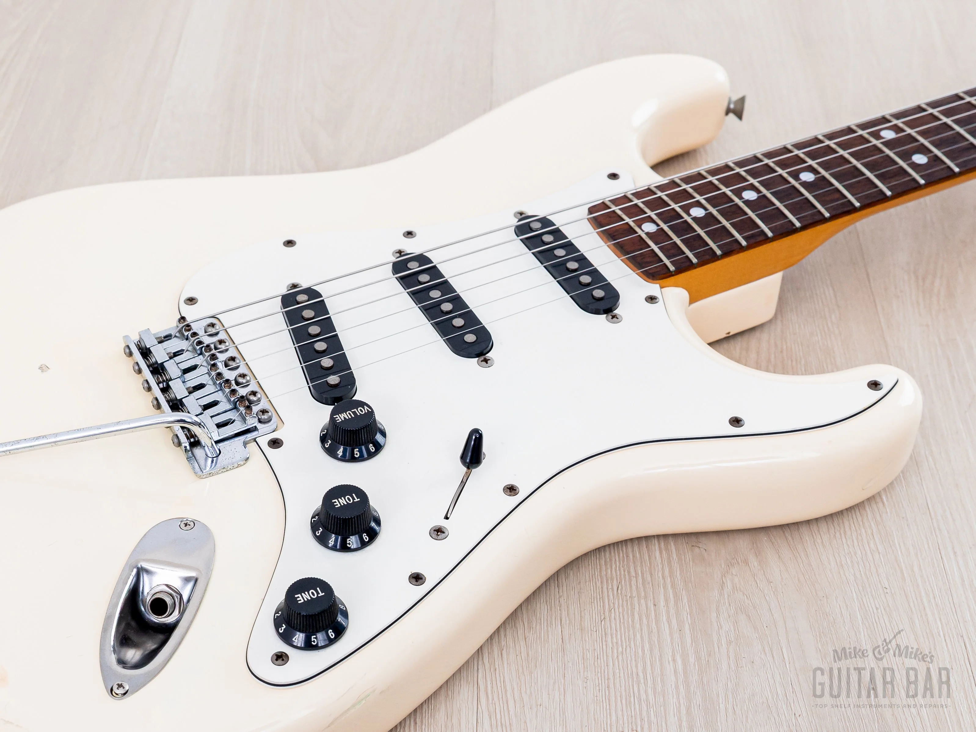 1990 Fender Stratocaster ‘72 Vintage Reissue ST72-500 Olympic White w/ Case, Japan MIJ Fujigen - Image 6