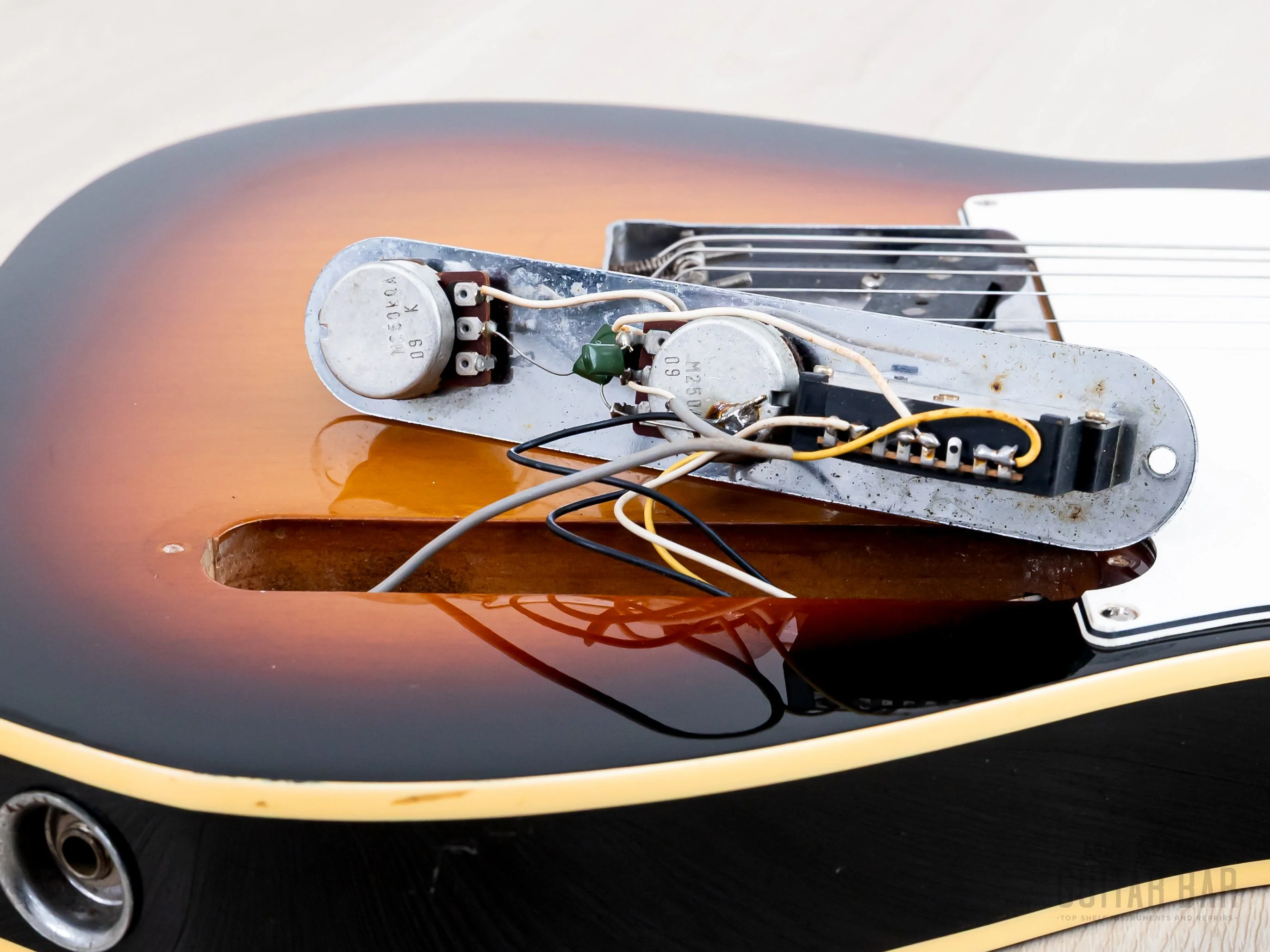 1990 Fender Telecaster Custom '62 Vintage Reissue TL62B-650 Sunburst w/ Case, Japan MIJ Fujigen - Image 19