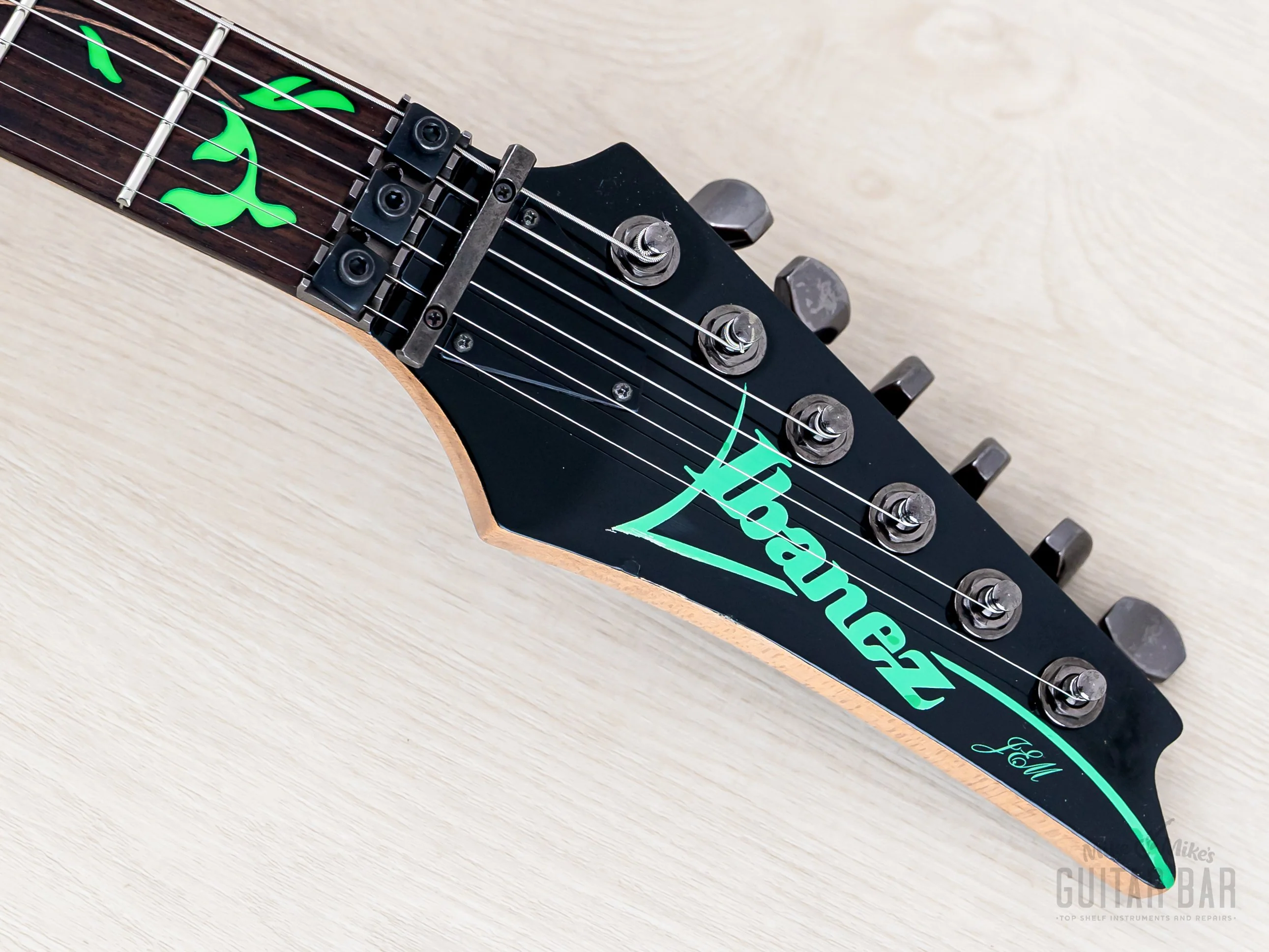 1990 Ibanez JEM777V Steve Vai Signature Black HSH w/ DiMarzio, Edge Tremolo - Image 4