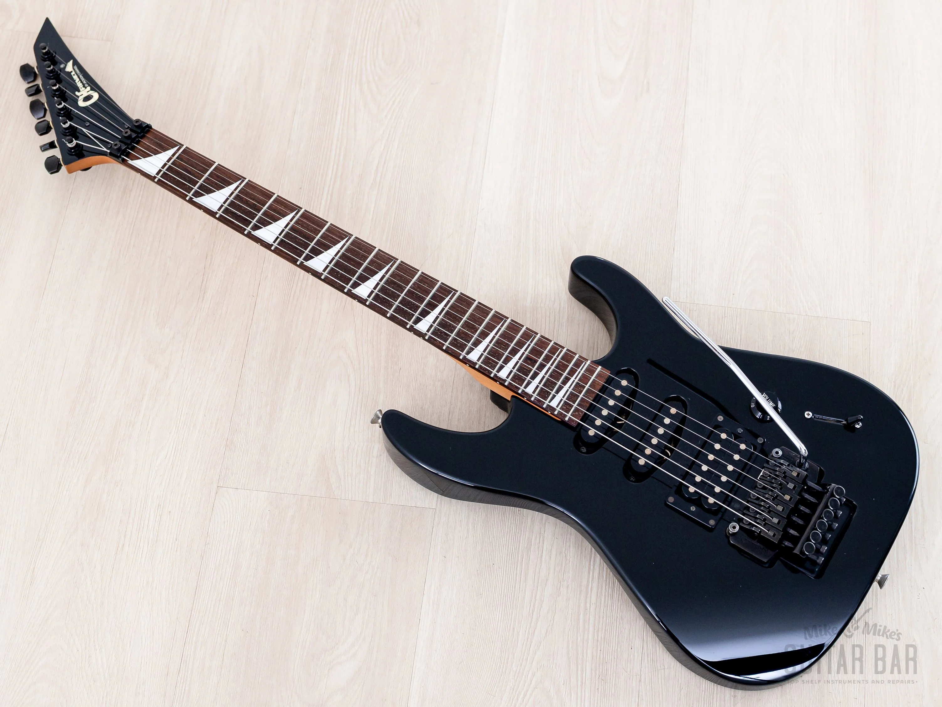 1990s Charvel 610-SL SSH Short Scale Superstrat Black w/ Floyd Rose, Japan - Image 12