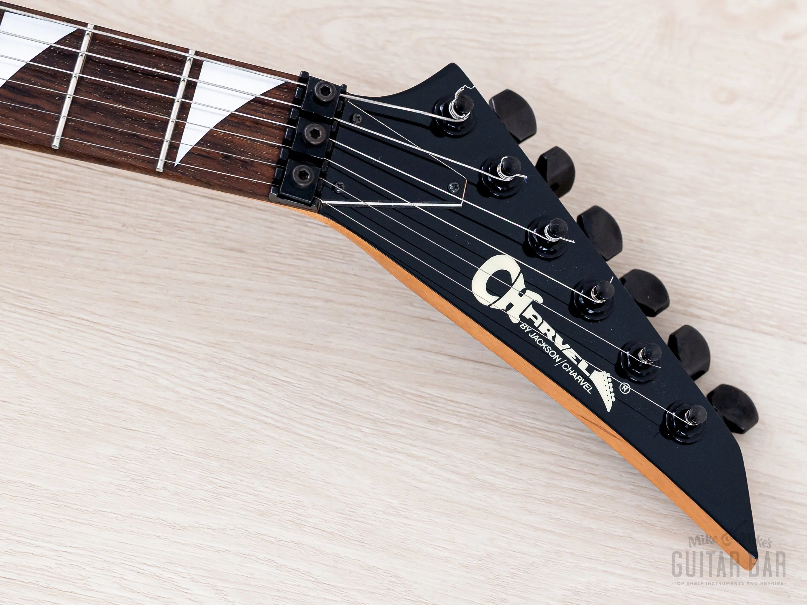 1990s Charvel 610-SL SSH Short Scale Superstrat Black w/ Floyd Rose, Japan - Image 4