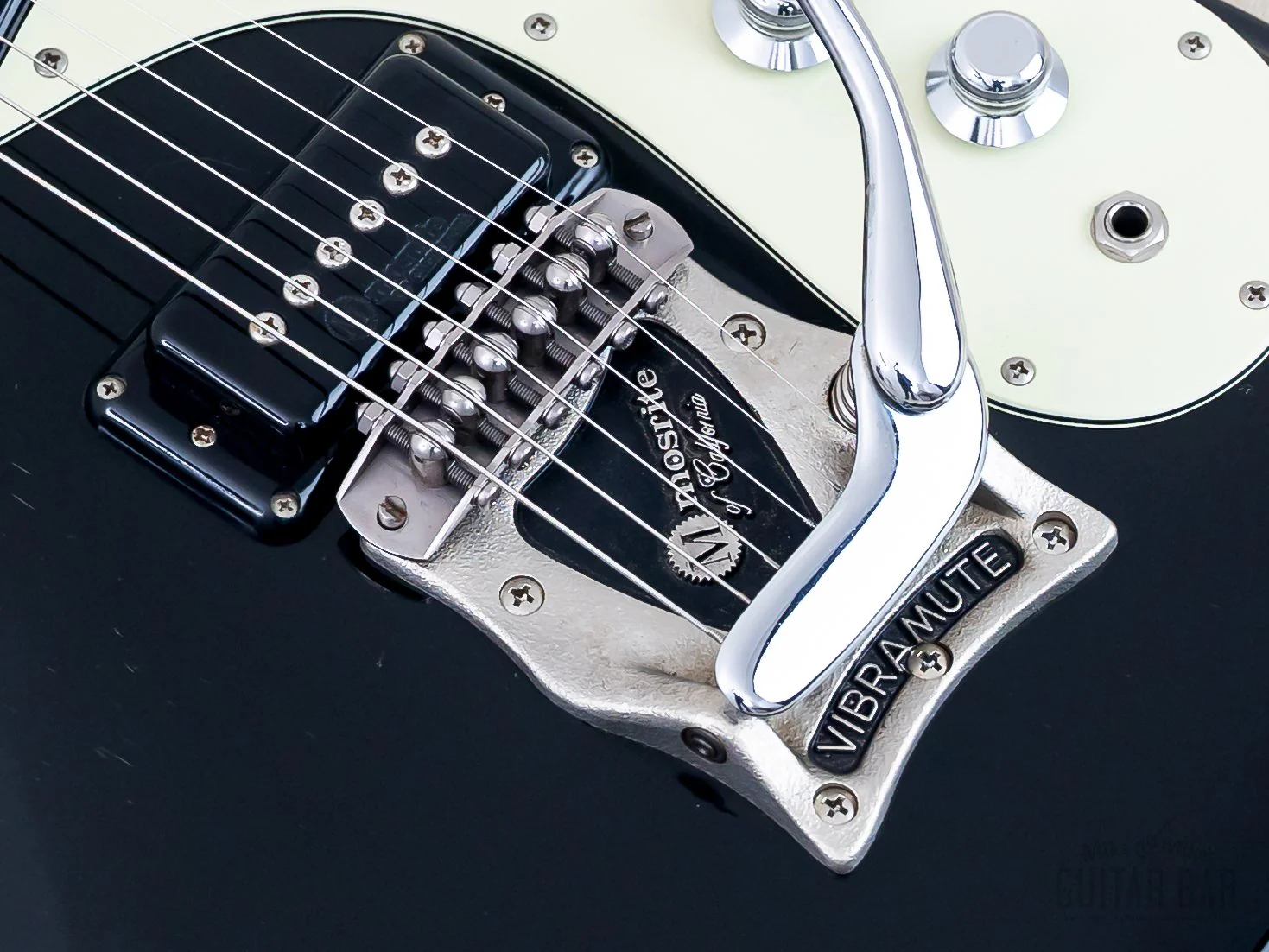 1990s Mosrite Ventures Model Super Custom '65 Black w/ Vibramute & Case, Japan Kurokumo - Image 8