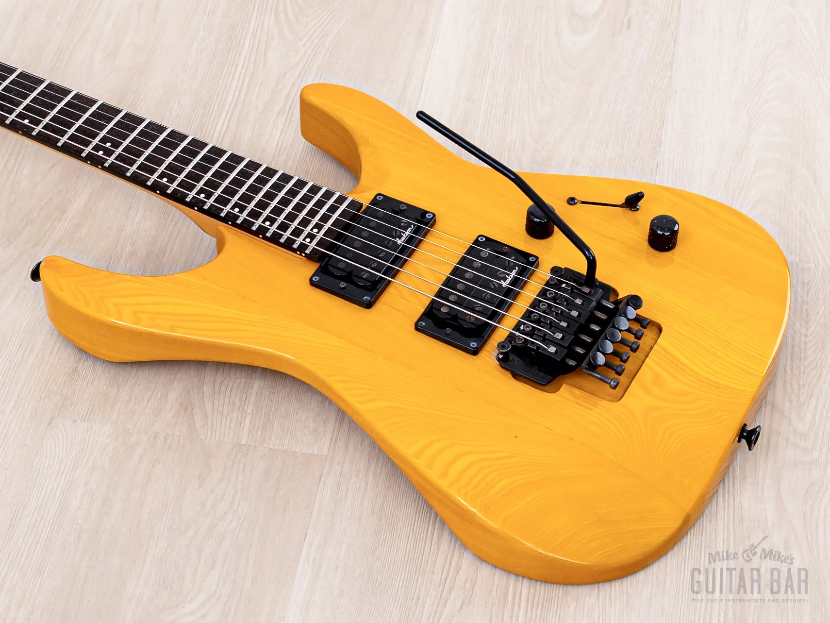 1990 Charvel Jackson Super Dinky SDK-085-HH See-Through Amber, Japan - Image 10