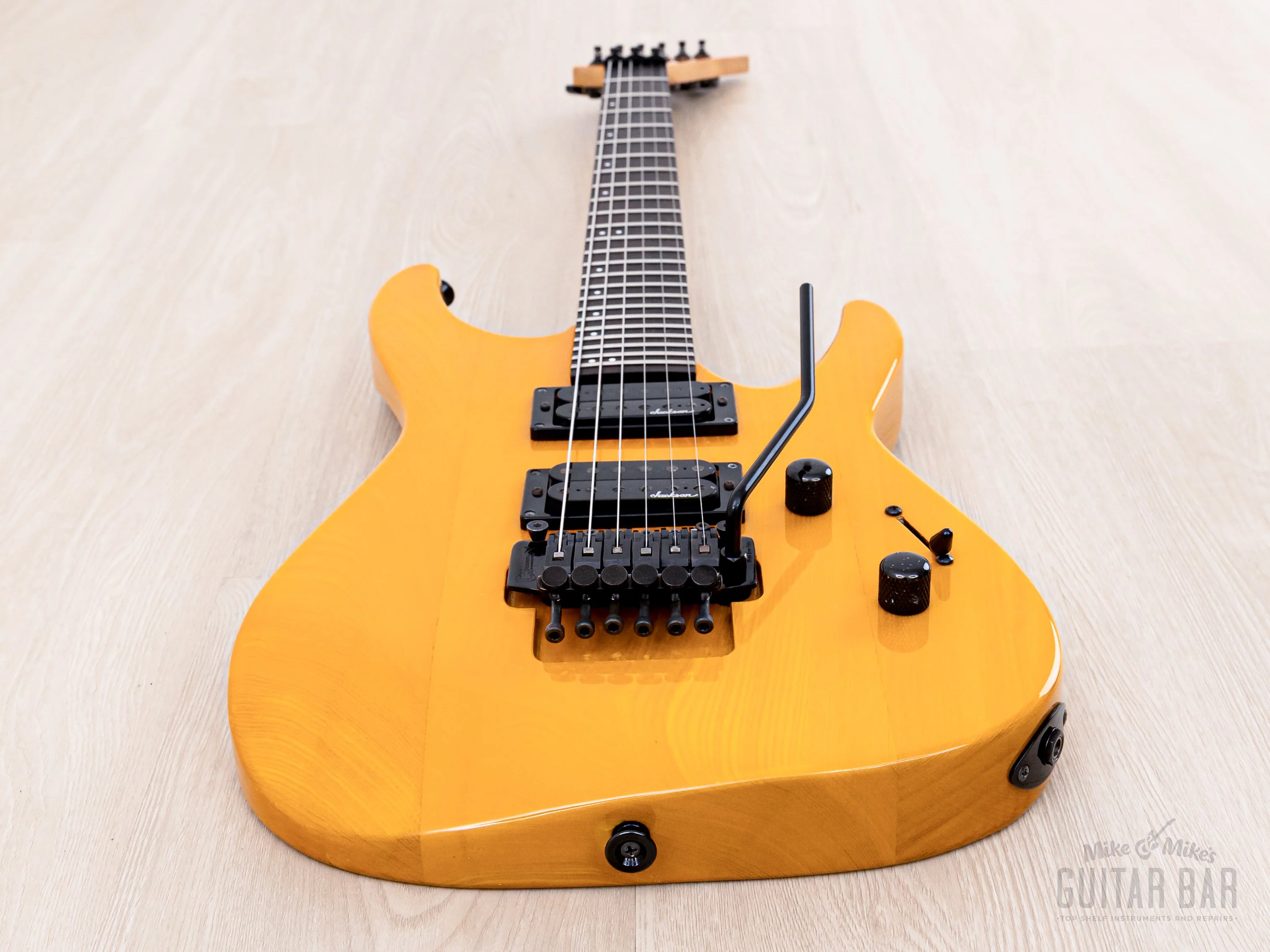 1990 Charvel Jackson Super Dinky SDK-085-HH See-Through Amber, Japan - Image 11