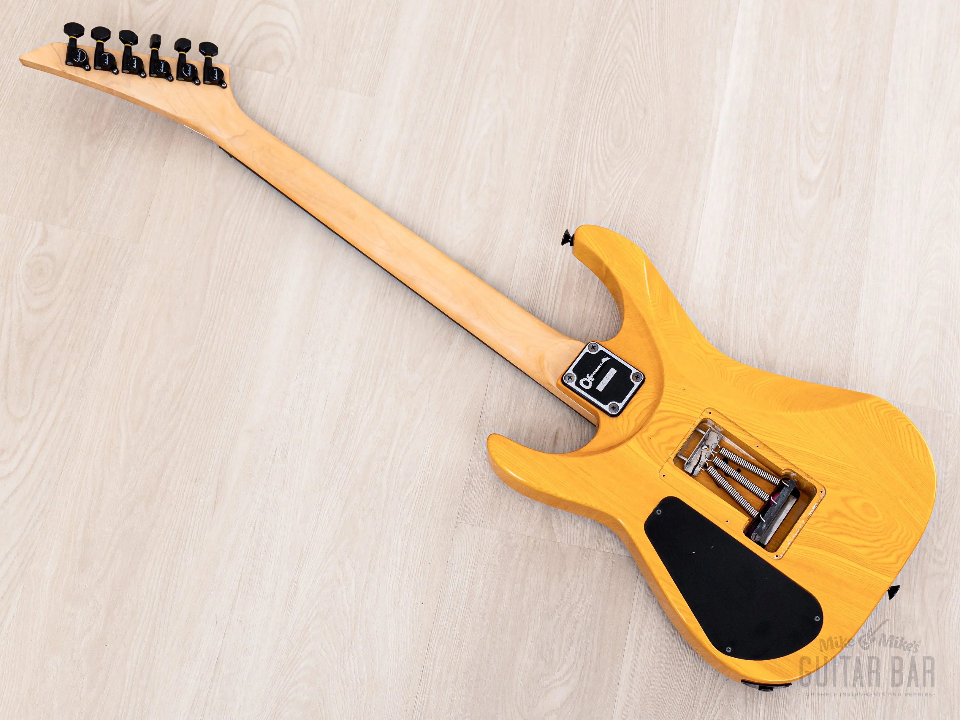 1990 Charvel Jackson Super Dinky SDK-085-HH See-Through Amber, Japan - Image 13