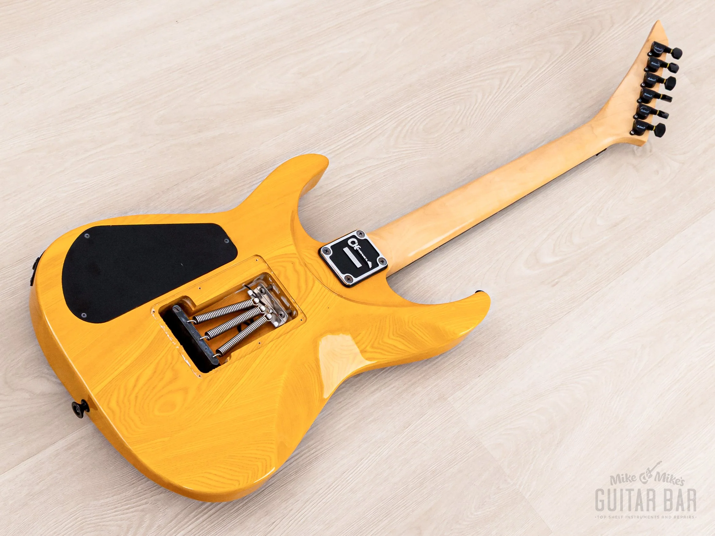 1990 Charvel Jackson Super Dinky SDK-085-HH See-Through Amber, Japan - Image 14
