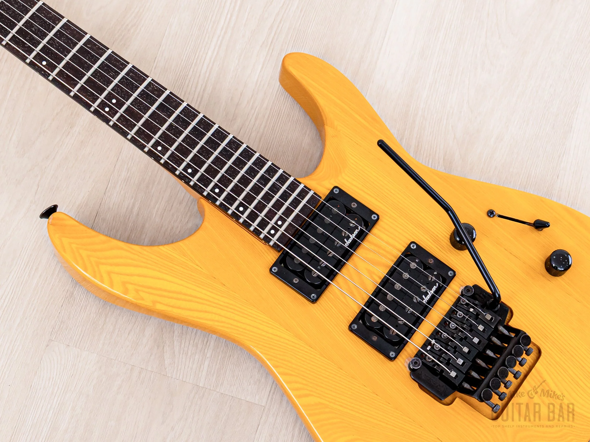 1990 Charvel Jackson Super Dinky SDK-085-HH See-Through Amber, Japan - Image 7