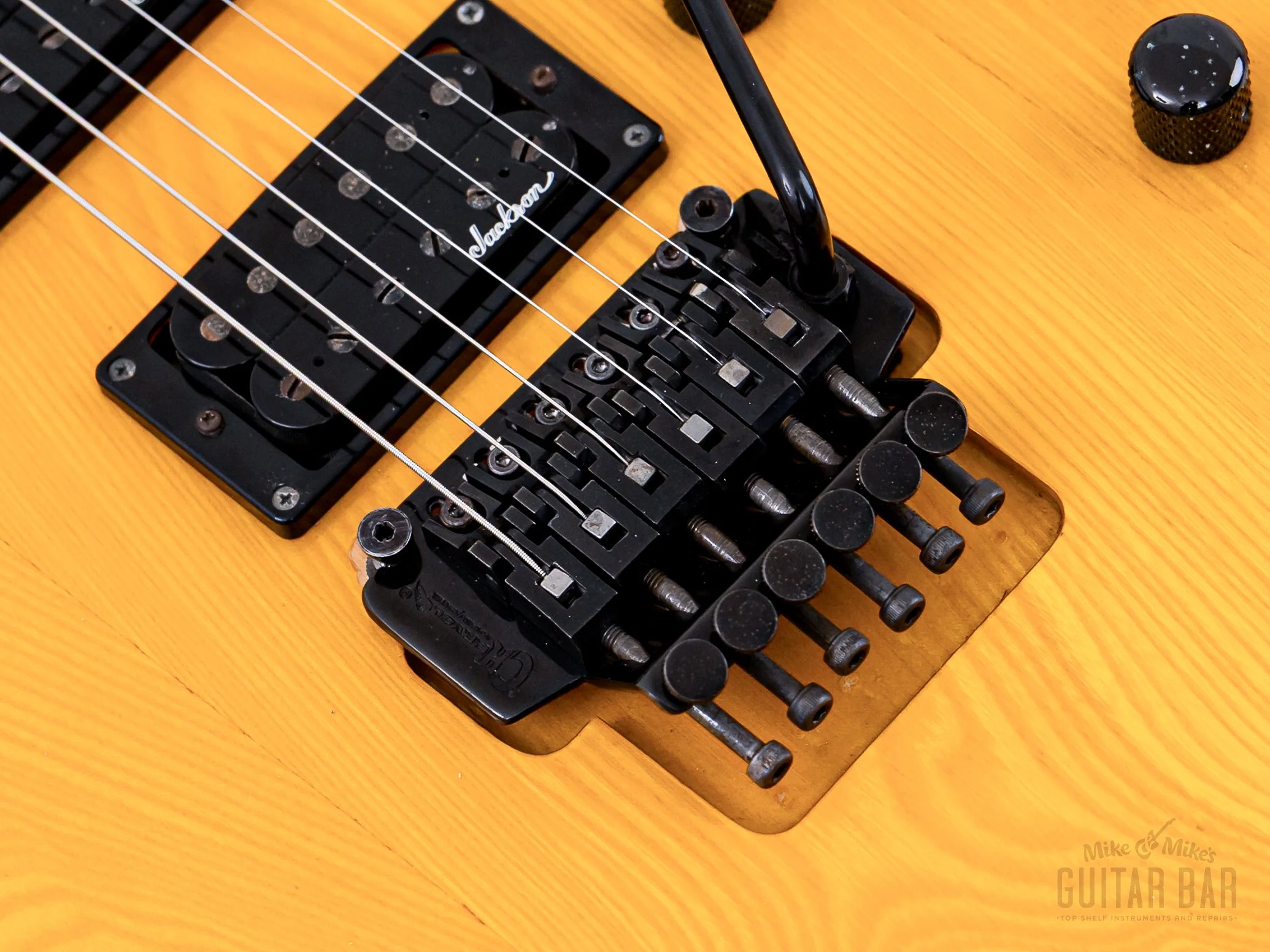 1990 Charvel Jackson Super Dinky SDK-085-HH See-Through Amber, Japan - Image 8