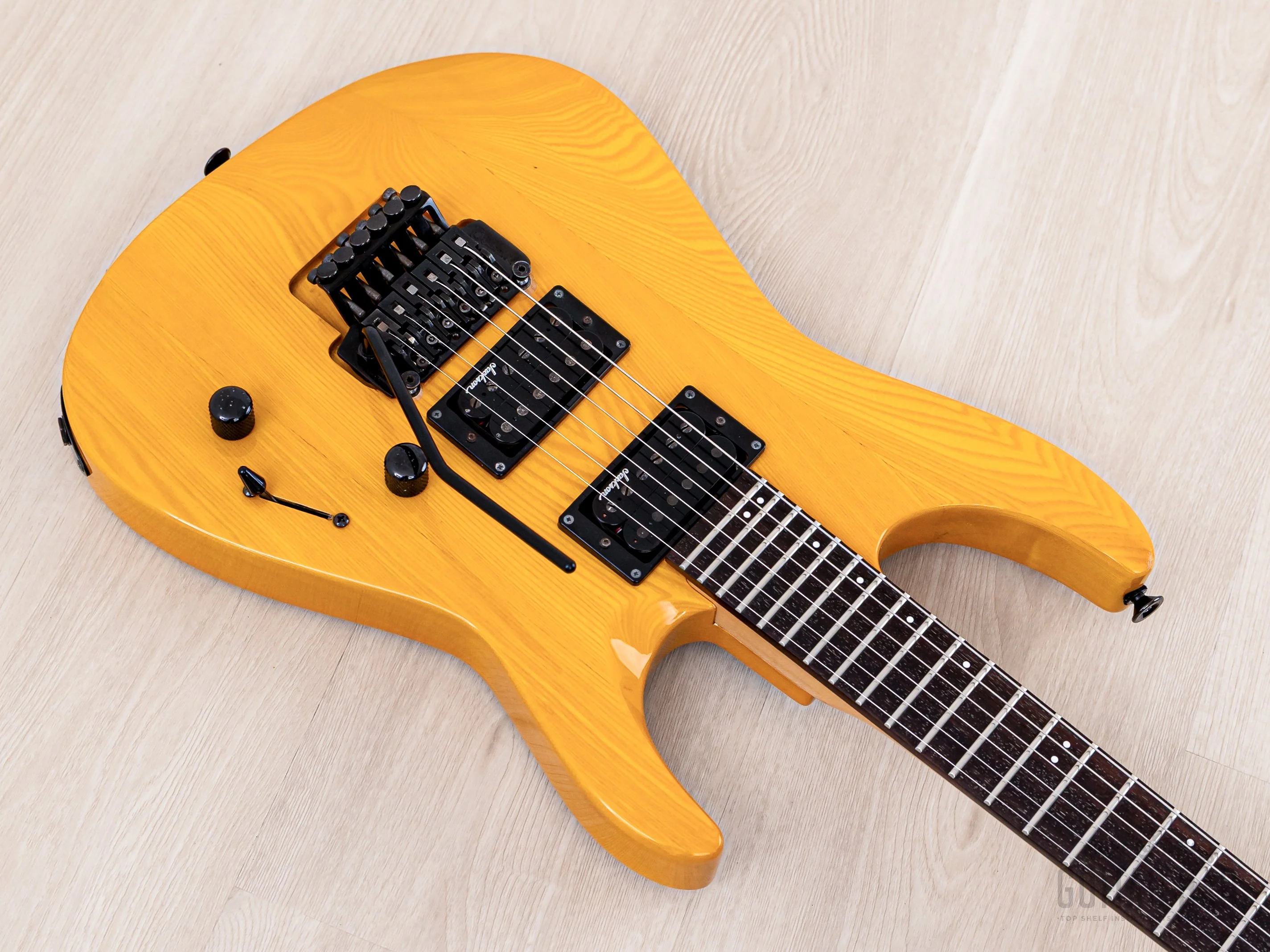 1990 Charvel Jackson Super Dinky SDK-085-HH See-Through Amber, Japan - Image 9