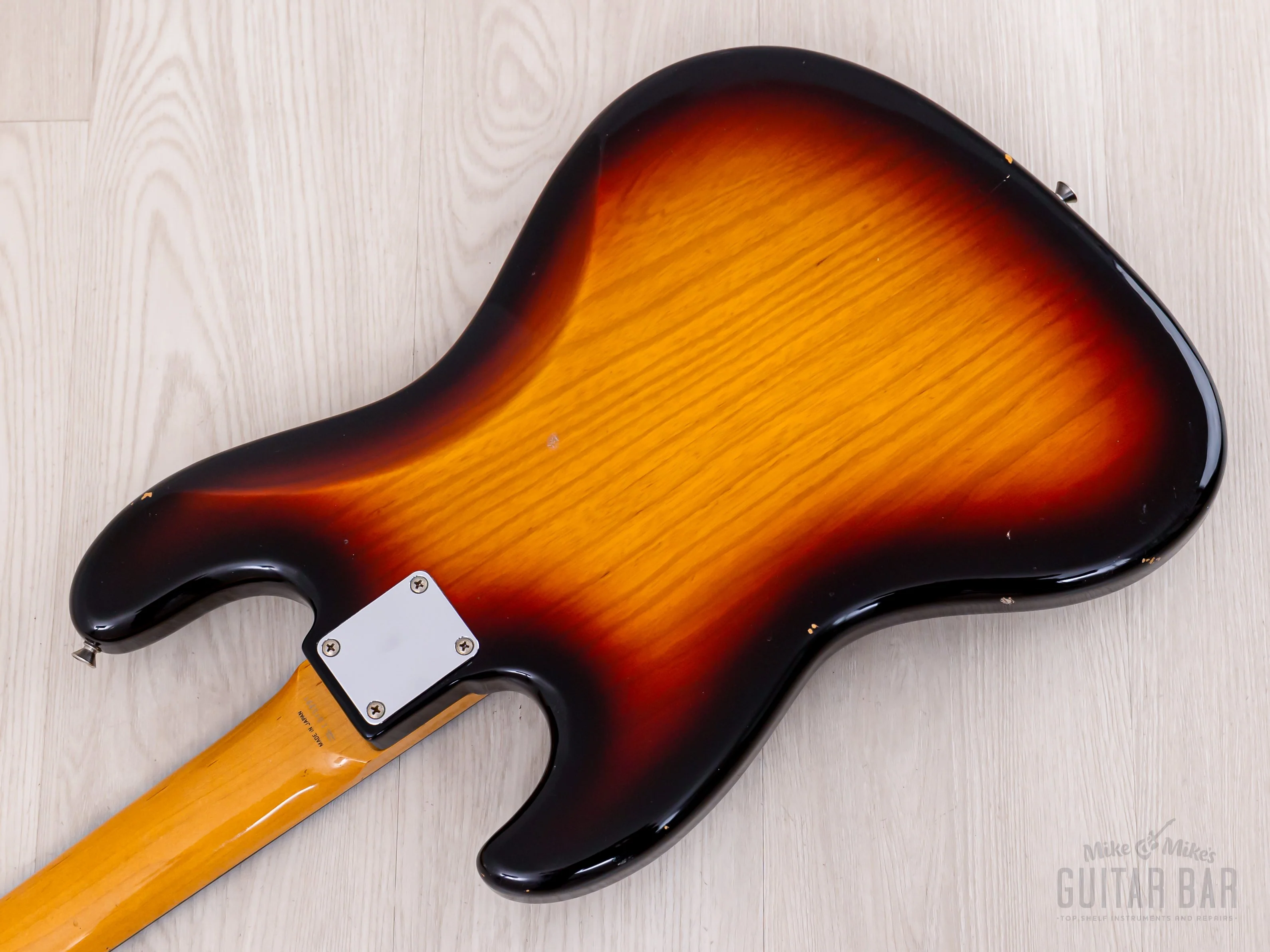 1991 Fender Extrad Custom Edition '62 Jazz Bass JB62-128, Nitro Lacquer w/ USA Parts & Case, Japan MIJ - Image 15