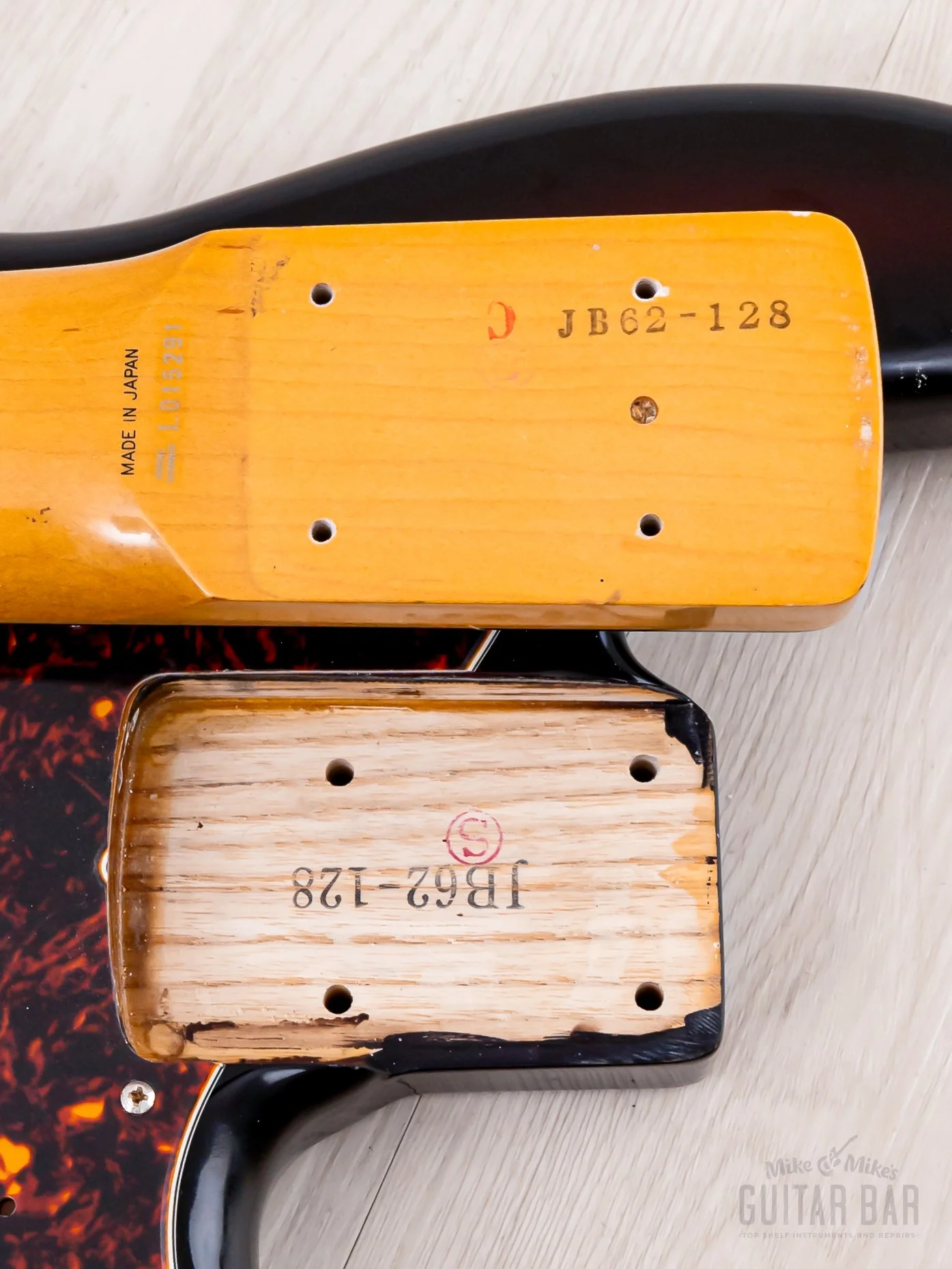 1991 Fender Extrad Custom Edition '62 Jazz Bass JB62-128, Nitro Lacquer w/ USA Parts & Case, Japan MIJ - Image 18
