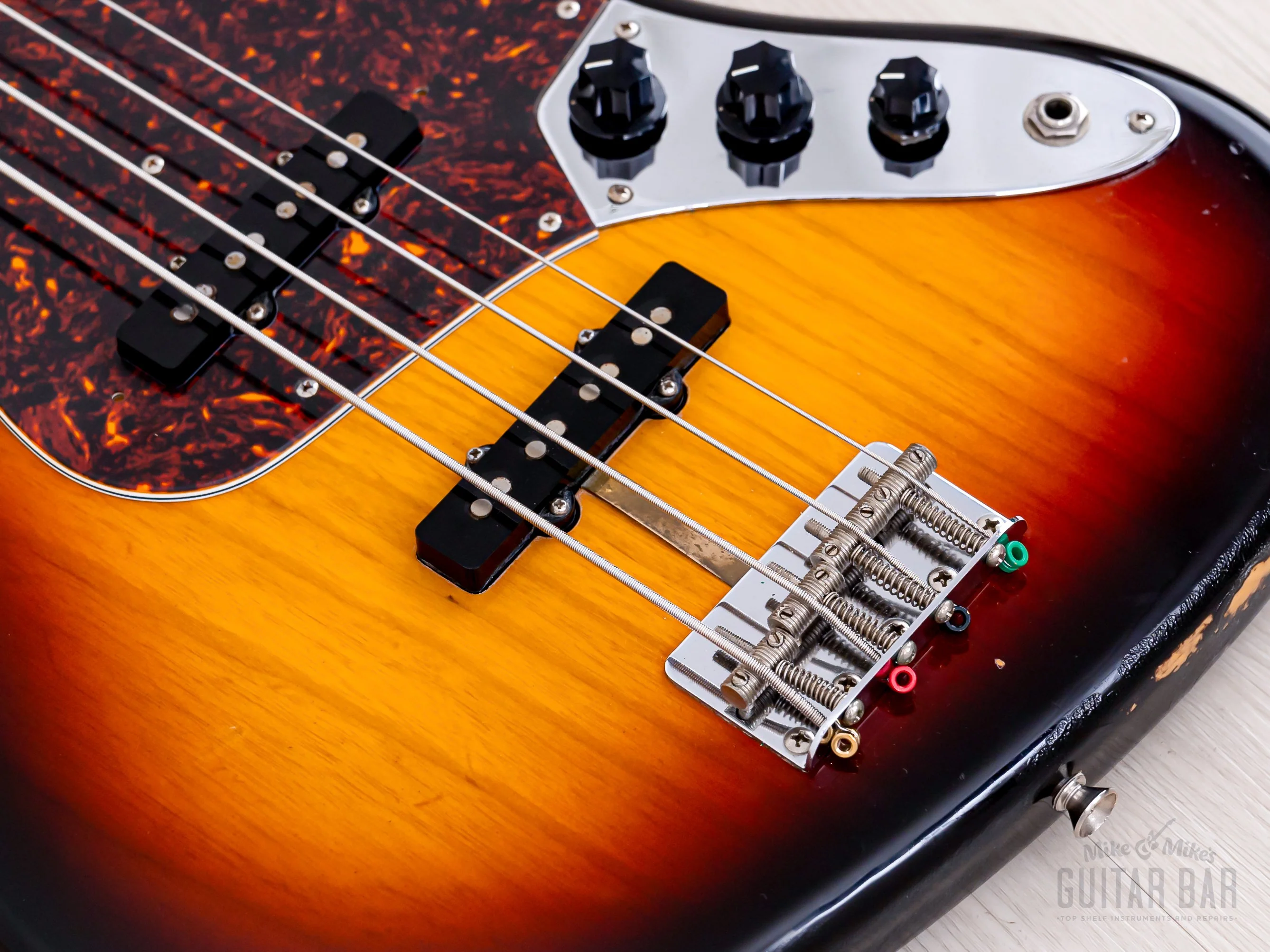 1991 Fender Extrad Custom Edition '62 Jazz Bass JB62-128, Nitro Lacquer w/ USA Parts & Case, Japan MIJ - Image 8