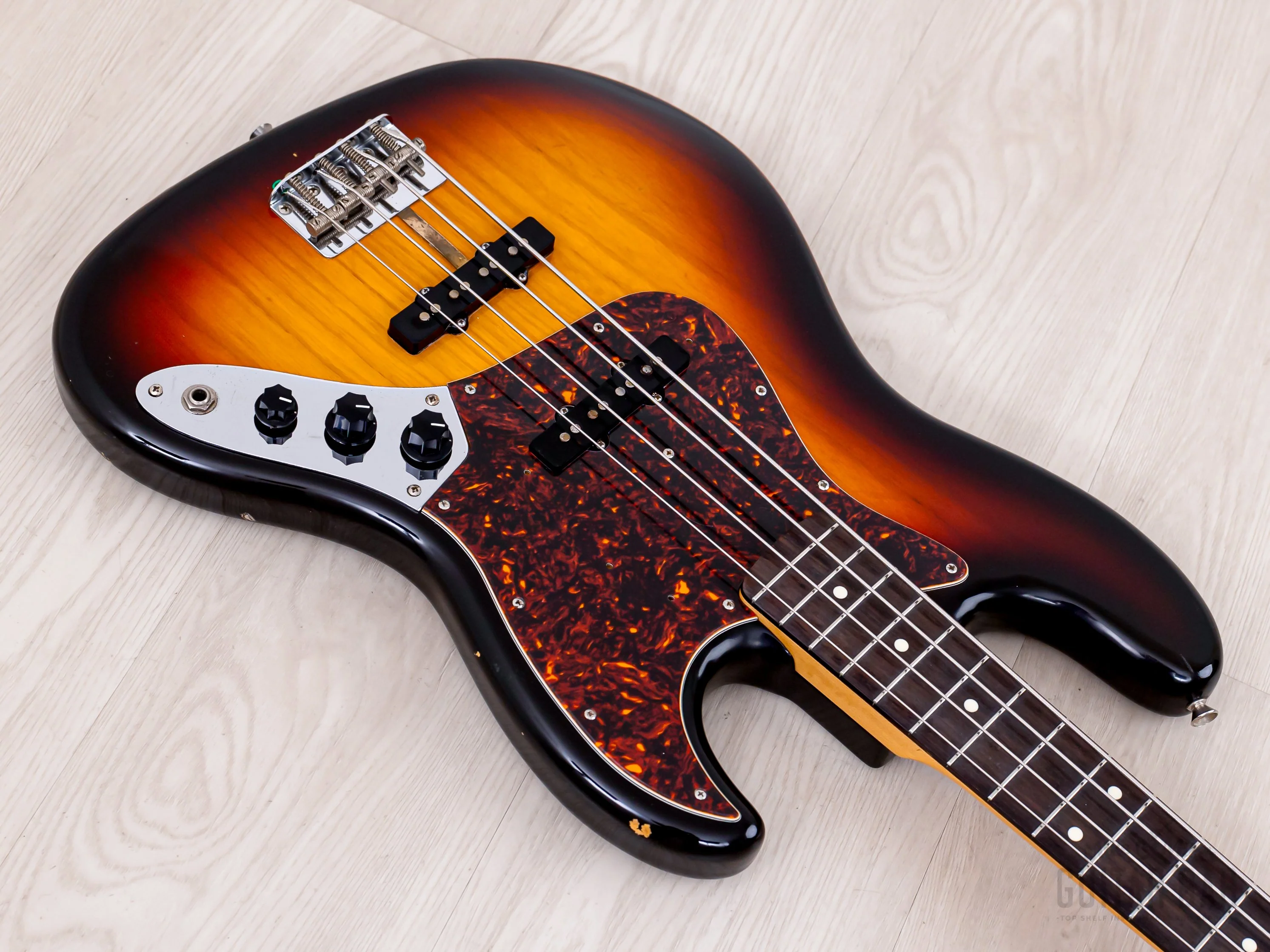 1991 Fender Extrad Custom Edition '62 Jazz Bass JB62-128, Nitro Lacquer w/ USA Parts & Case, Japan MIJ - Image 9