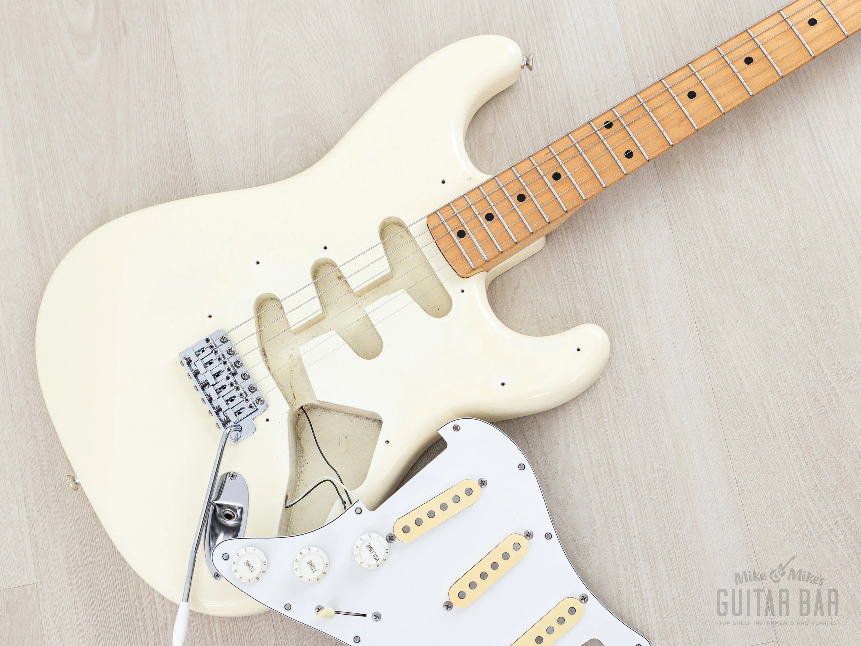 1991 Fender Order Made Stratocaster ‘72 Vintage Reissue ST72-500 Olympic White w/ Ash Body & Case, Japan MIJ Fujigen - Image 20