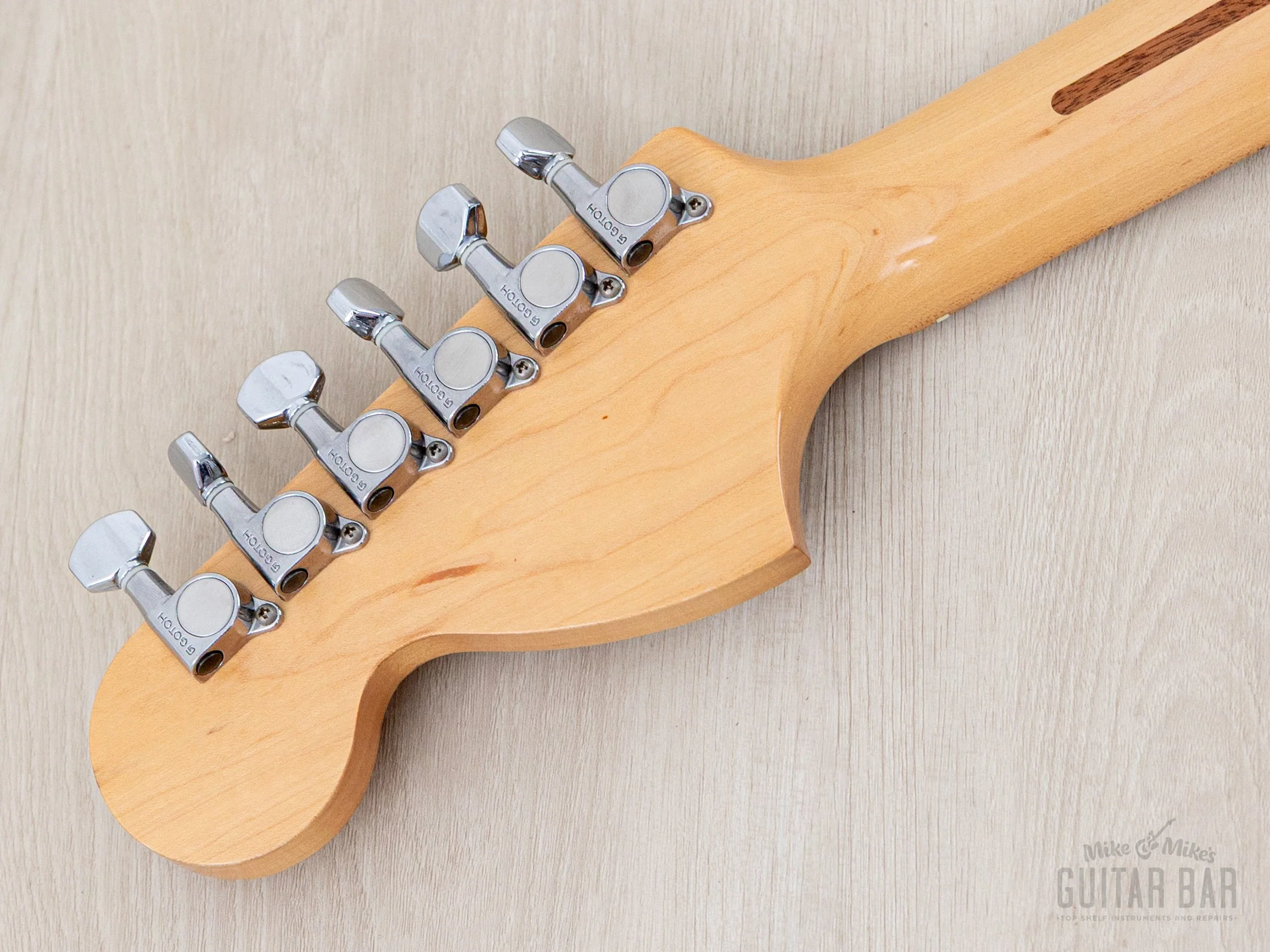 1991 Fender Order Made Stratocaster ‘72 Vintage Reissue ST72-500 Olympic White w/ Ash Body & Case, Japan MIJ Fujigen - Image 5