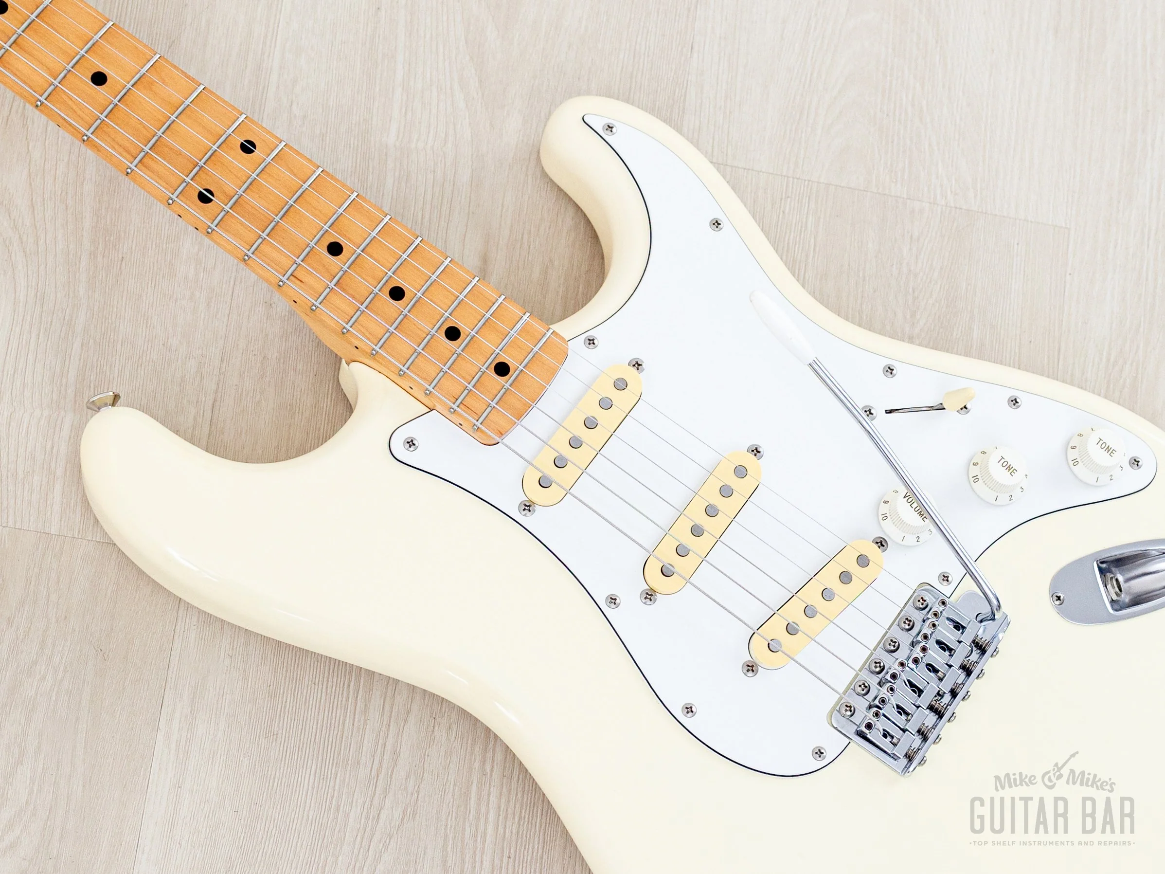 1991 Fender Order Made Stratocaster ‘72 Vintage Reissue ST72-500 Olympic White w/ Ash Body & Case, Japan MIJ Fujigen - Image 7