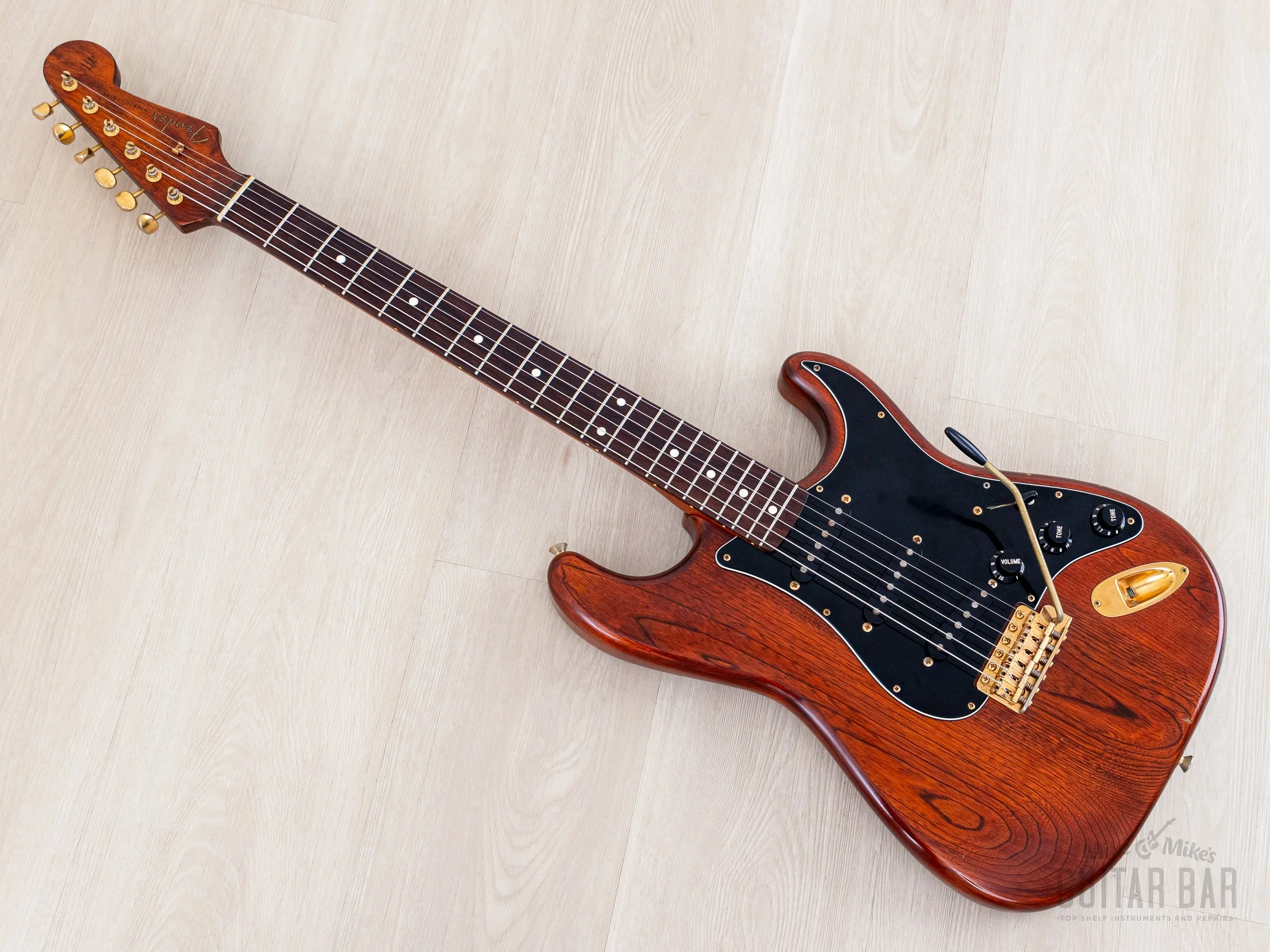 1992 Fender Stratocaster Order Made Walnut Satin Nitro Lacquer w/ Gold Hardware & Case, Japan MIJ Fujigen - Image 12