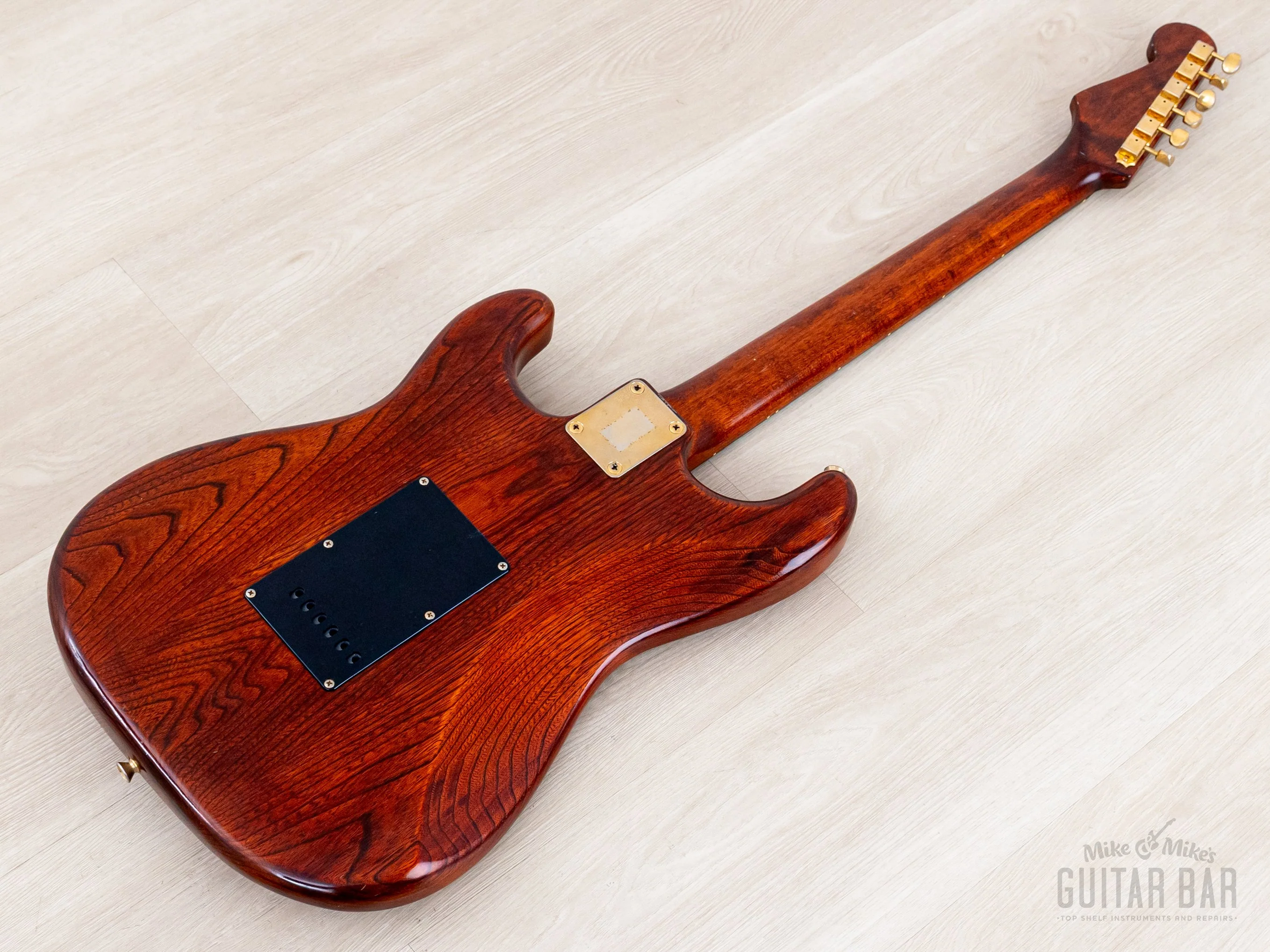 1992 Fender Stratocaster Order Made Walnut Satin Nitro Lacquer w/ Gold Hardware & Case, Japan MIJ Fujigen - Image 14