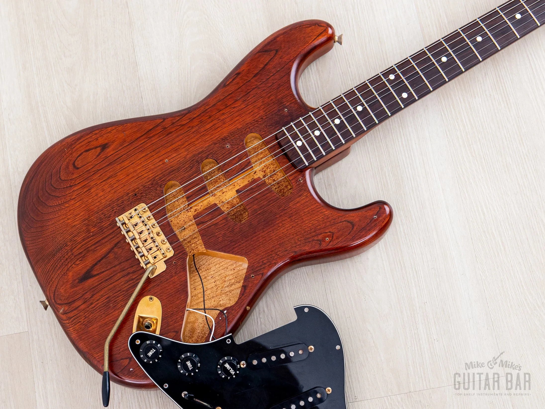 1992 Fender Stratocaster Order Made Walnut Satin Nitro Lacquer w/ Gold Hardware & Case, Japan MIJ Fujigen - Image 22