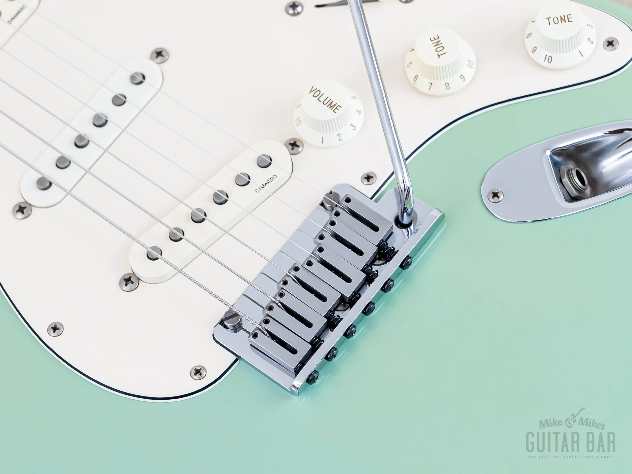 1992 Fender Yngwie Malmsteen Stratocaster USA Sonic Blue, Near-Mint w/ Case - Image 9