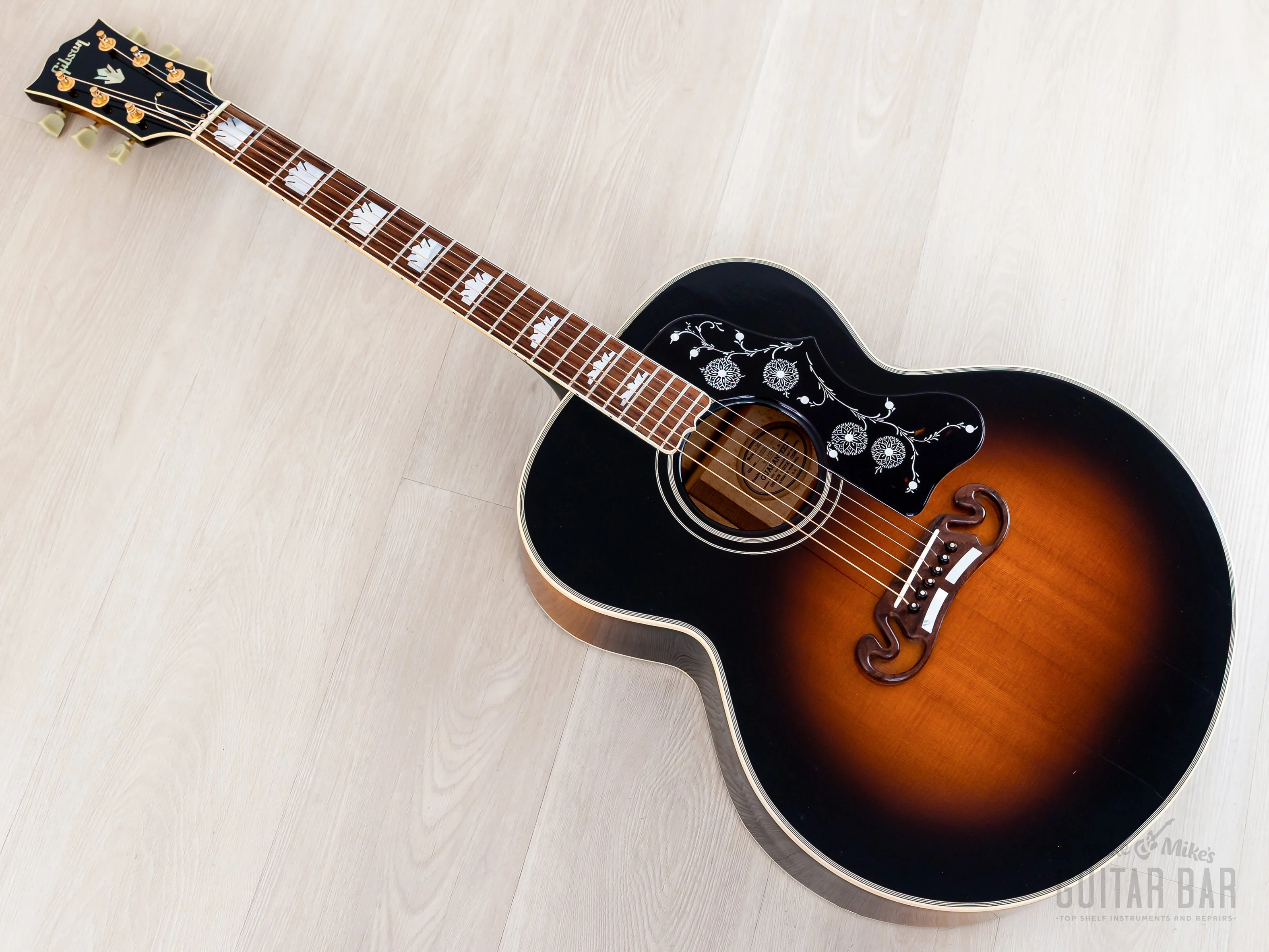 1992 Gibson J-200 Jumbo Acoustic Guitar Vintage Sunburst, Near-Mint w/ Case - Image 13